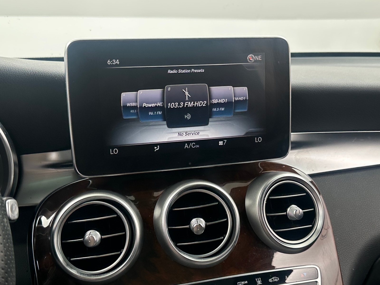 Thumbnail: 2019 Mercedes-Benz GLC - 3