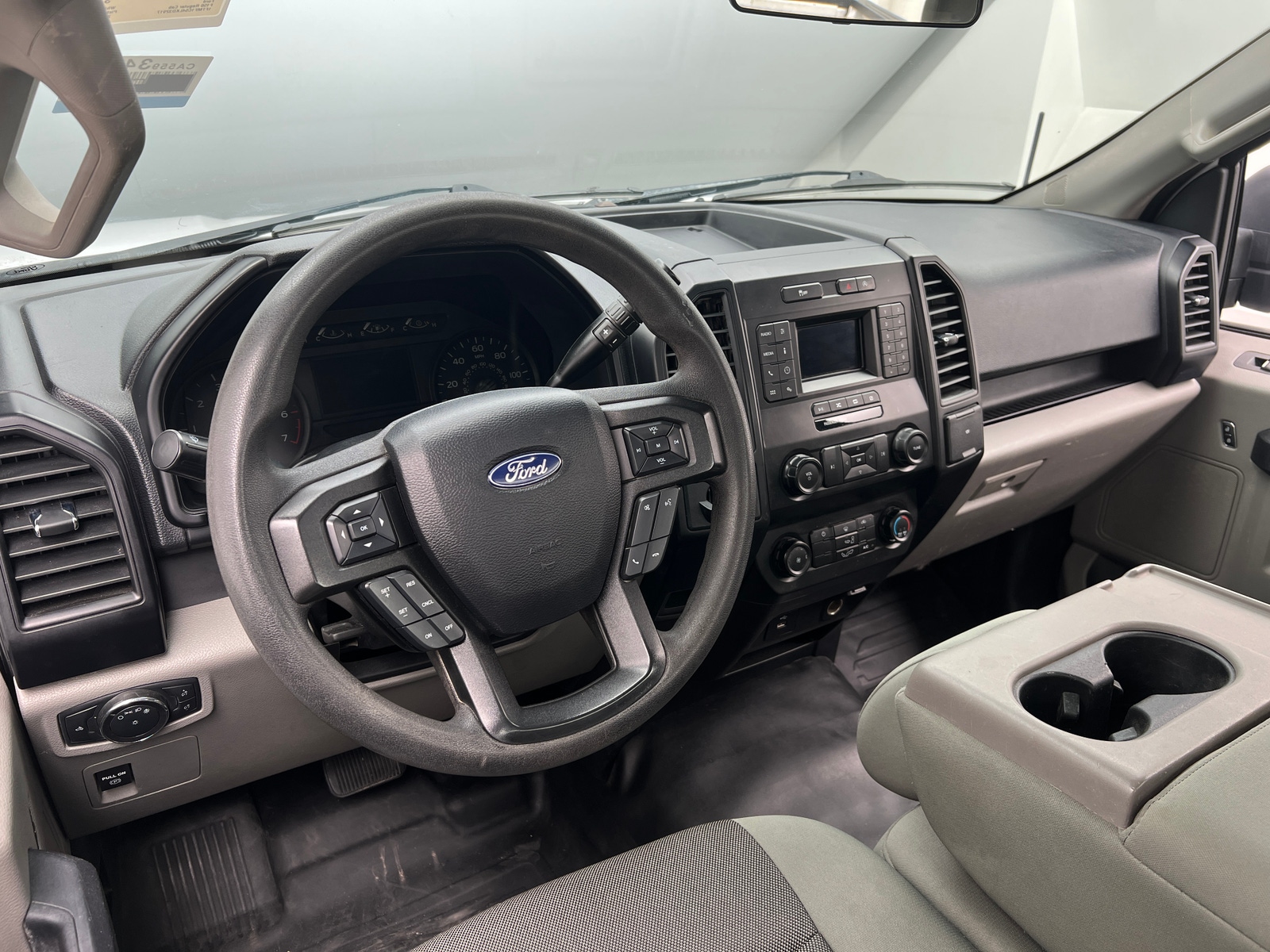 Thumbnail: 2020 Ford Econoline - 3