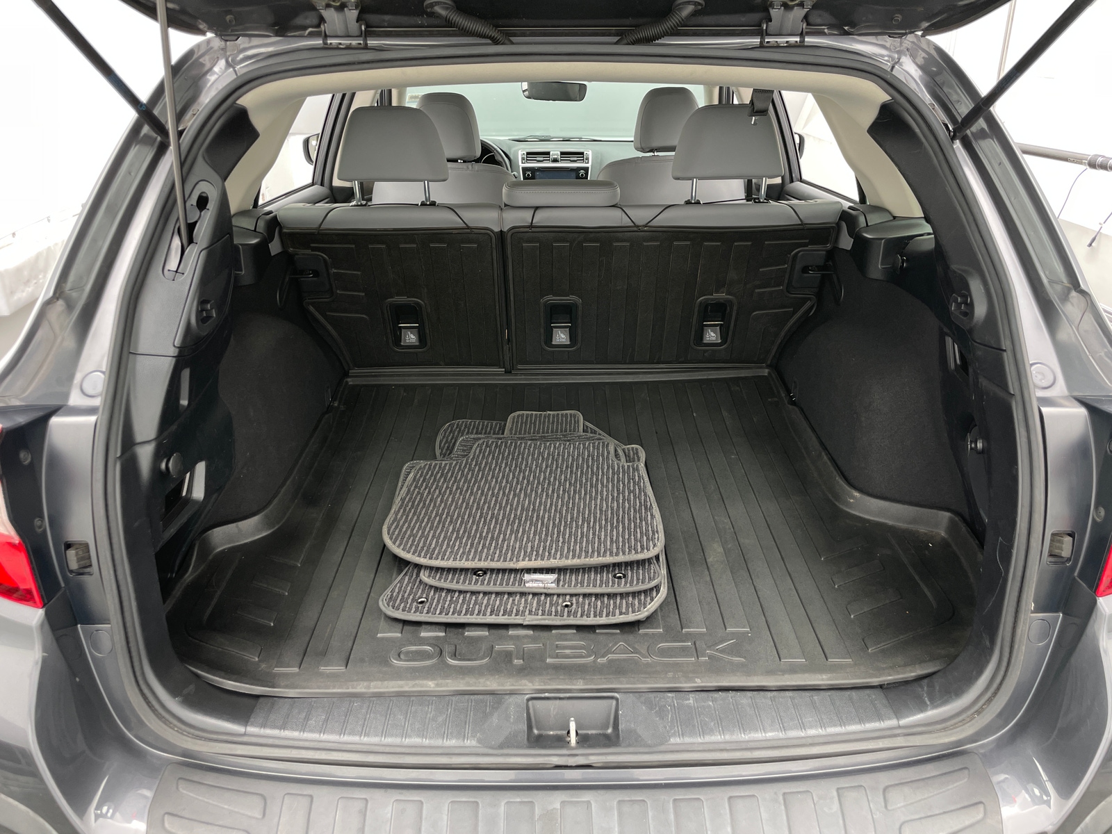 Thumbnail: 2018 Subaru Outback - 6