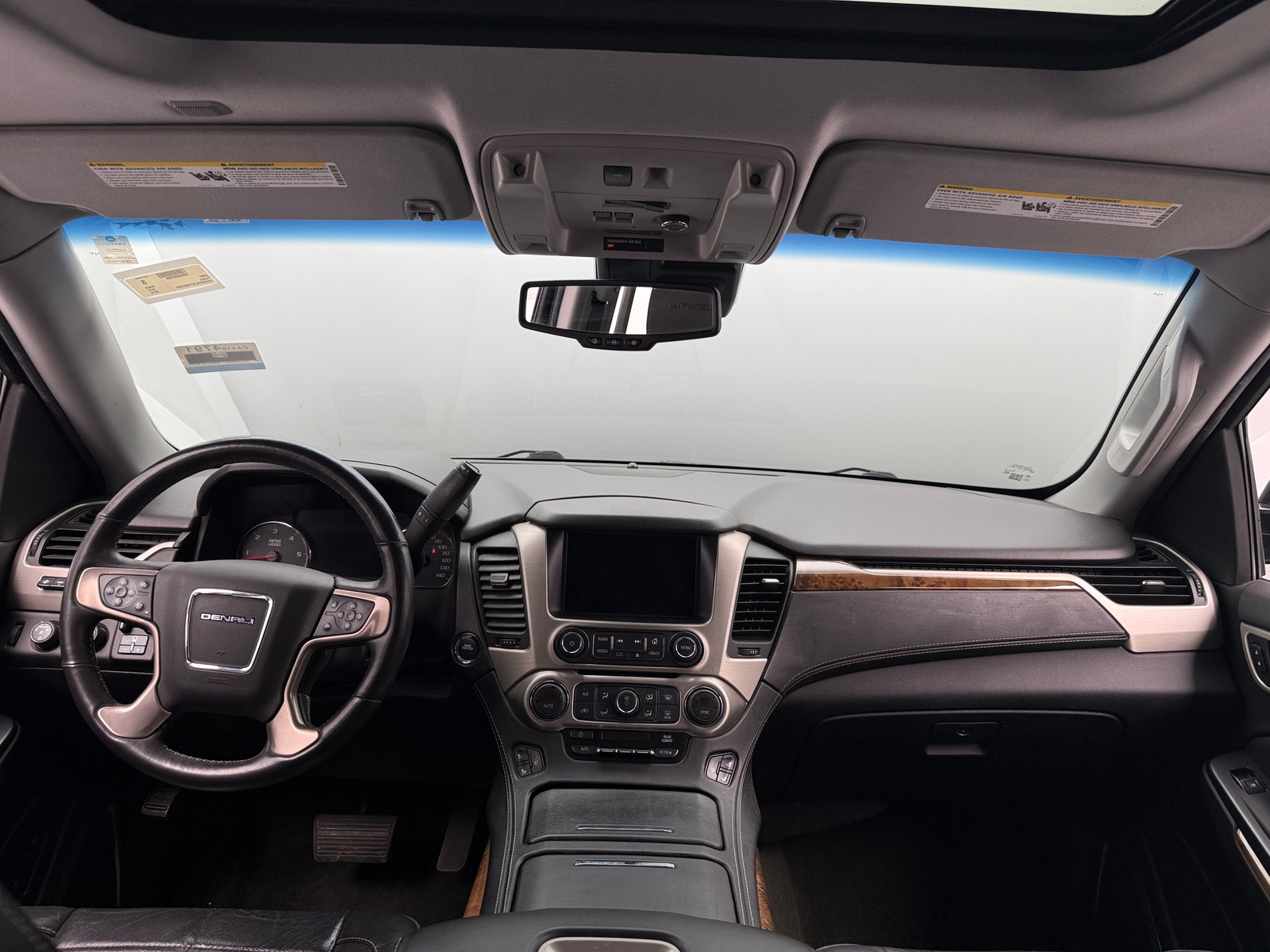 Thumbnail: 2015 GMC Yukon - 2