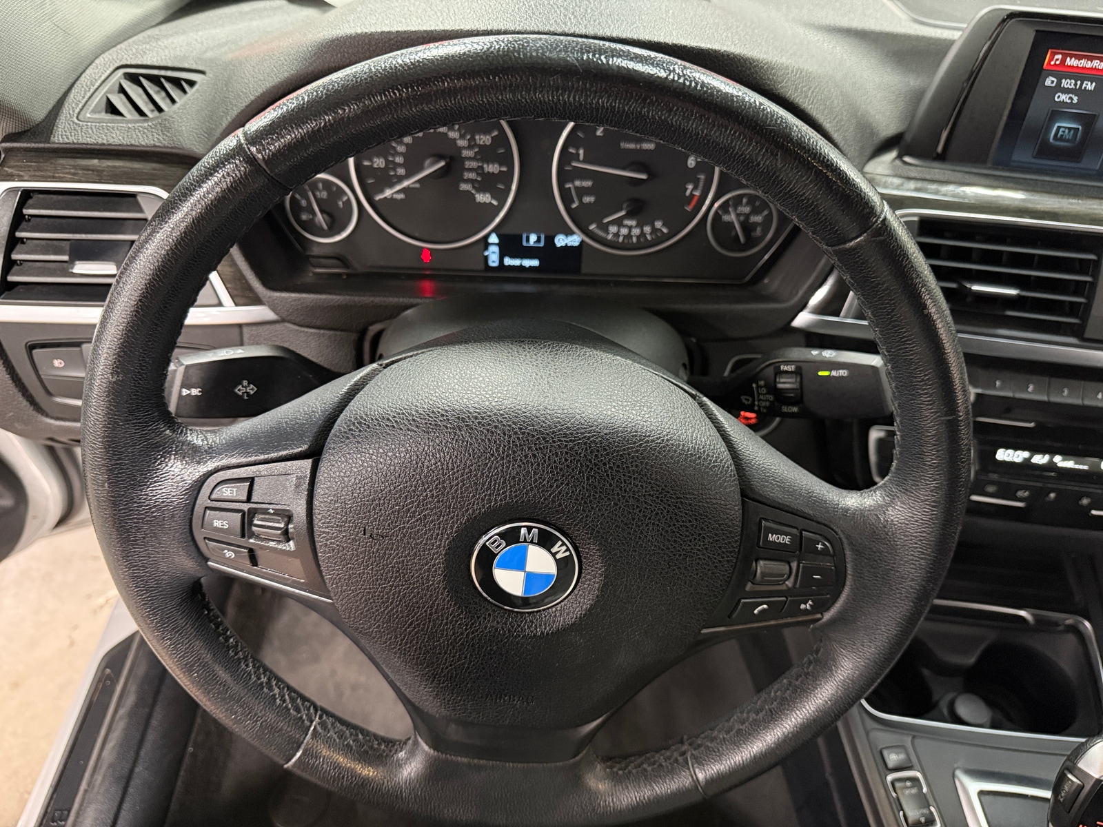 Thumbnail: 2018 BMW 3 Series - 4