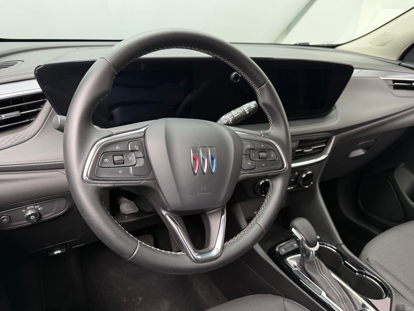 Thumbnail: 2025 Buick Encore GX - 4