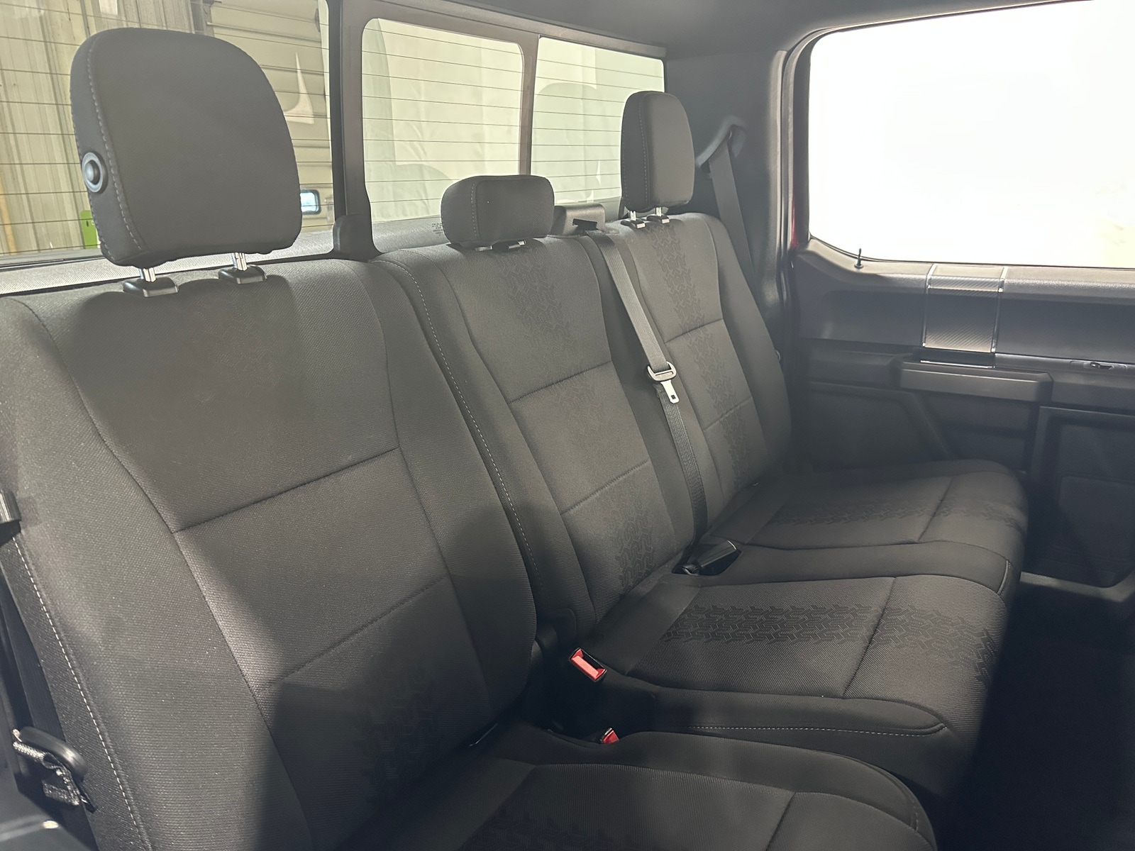 Thumbnail: 2019 Ford Econoline - 6