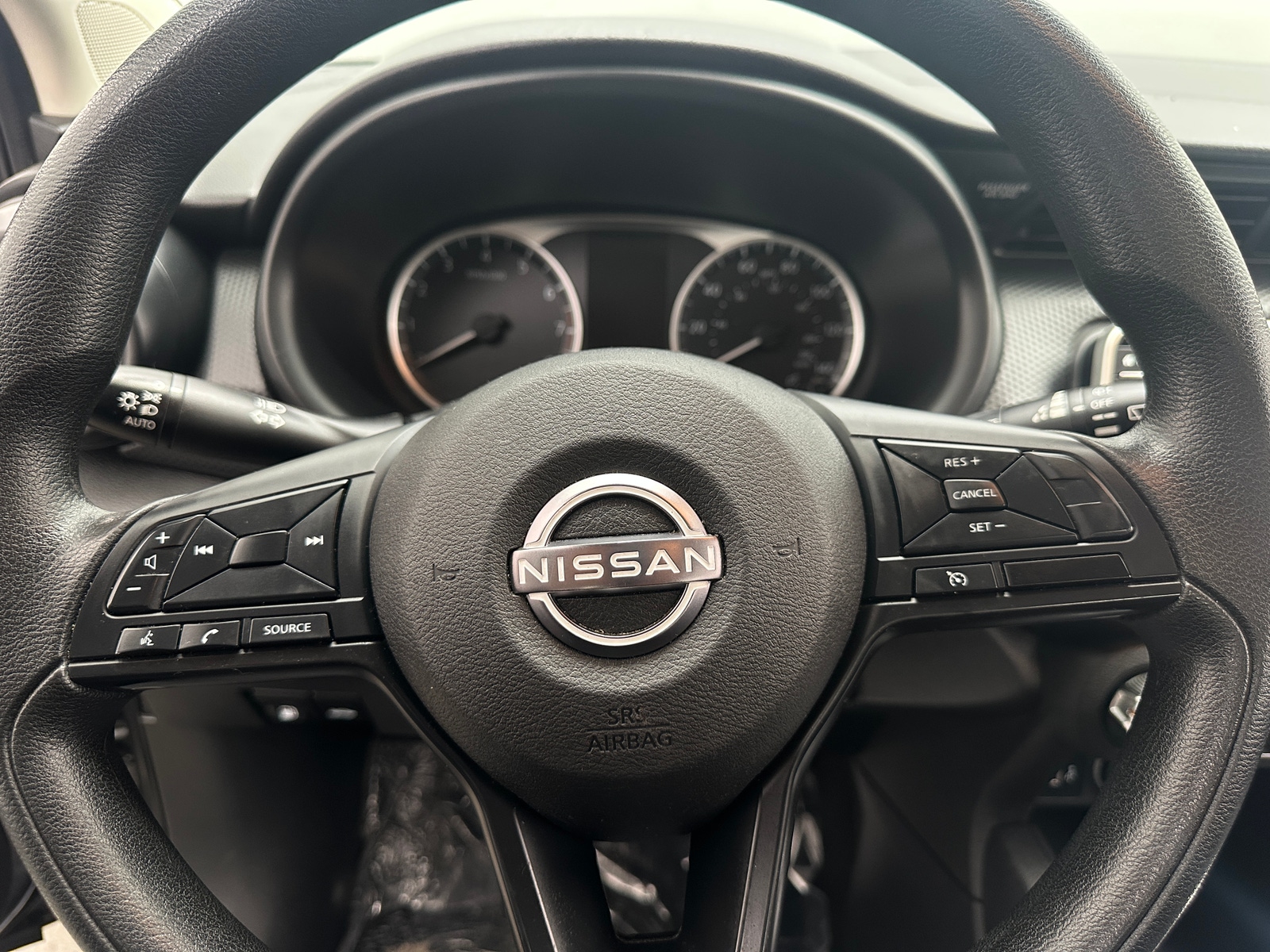 Thumbnail: 2023 Nissan Kicks - 5