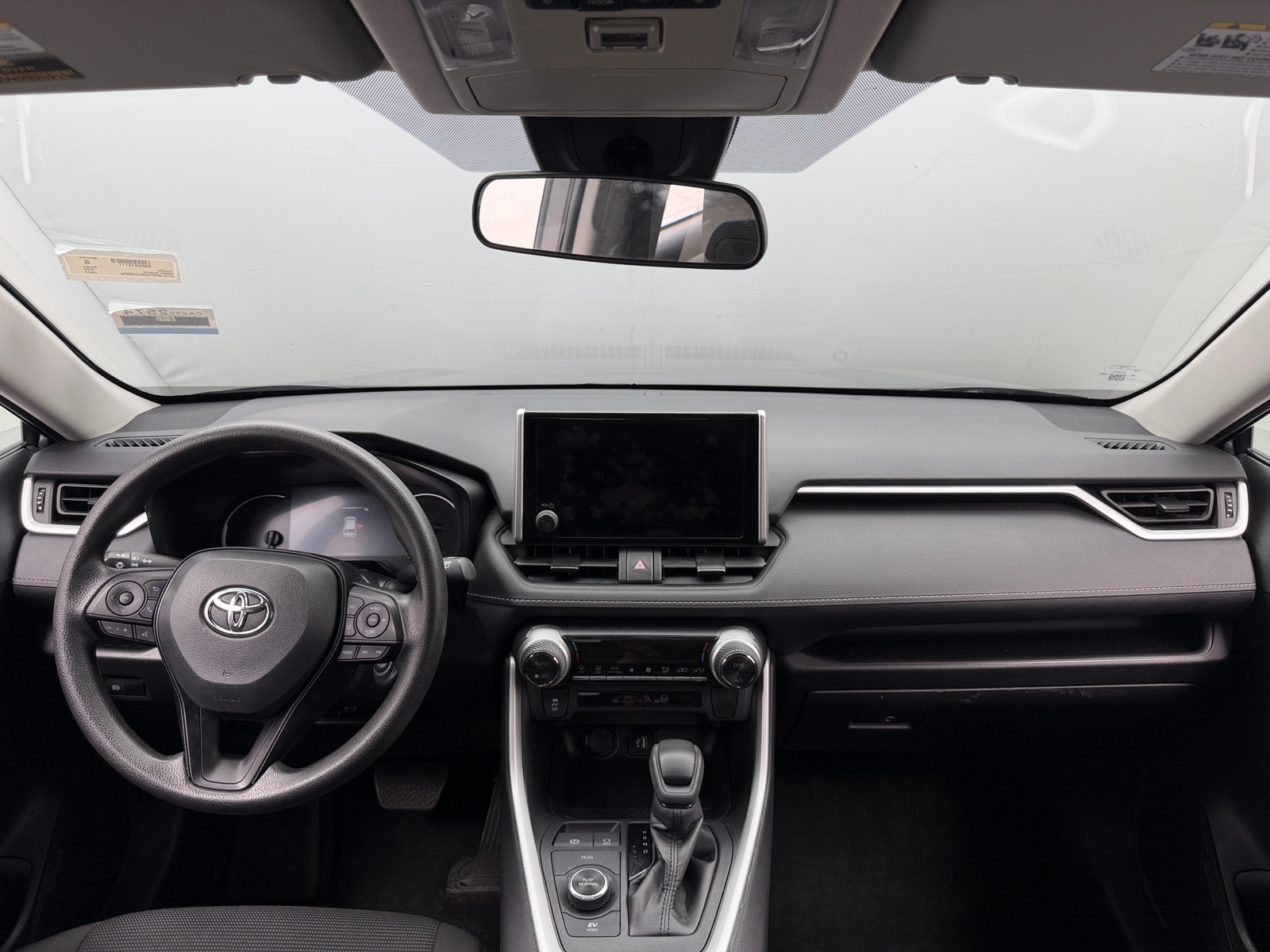 Thumbnail: 2024 Toyota RAV4 - 3