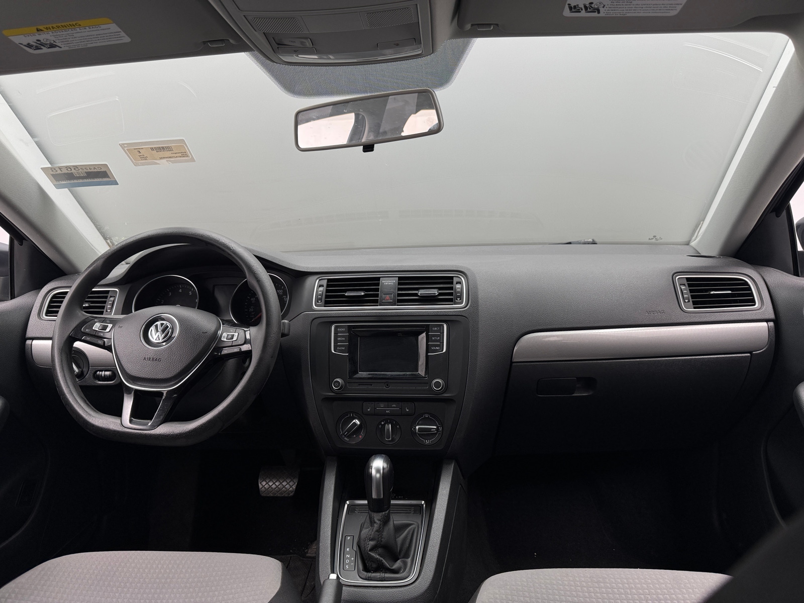 Thumbnail: 2017 Volkswagen Jetta - 3