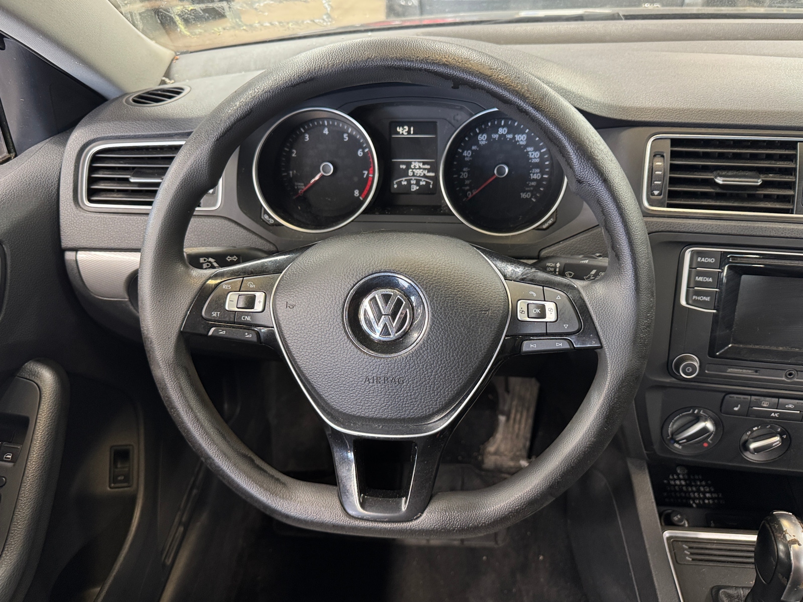 Thumbnail: 2017 Volkswagen Jetta - 5