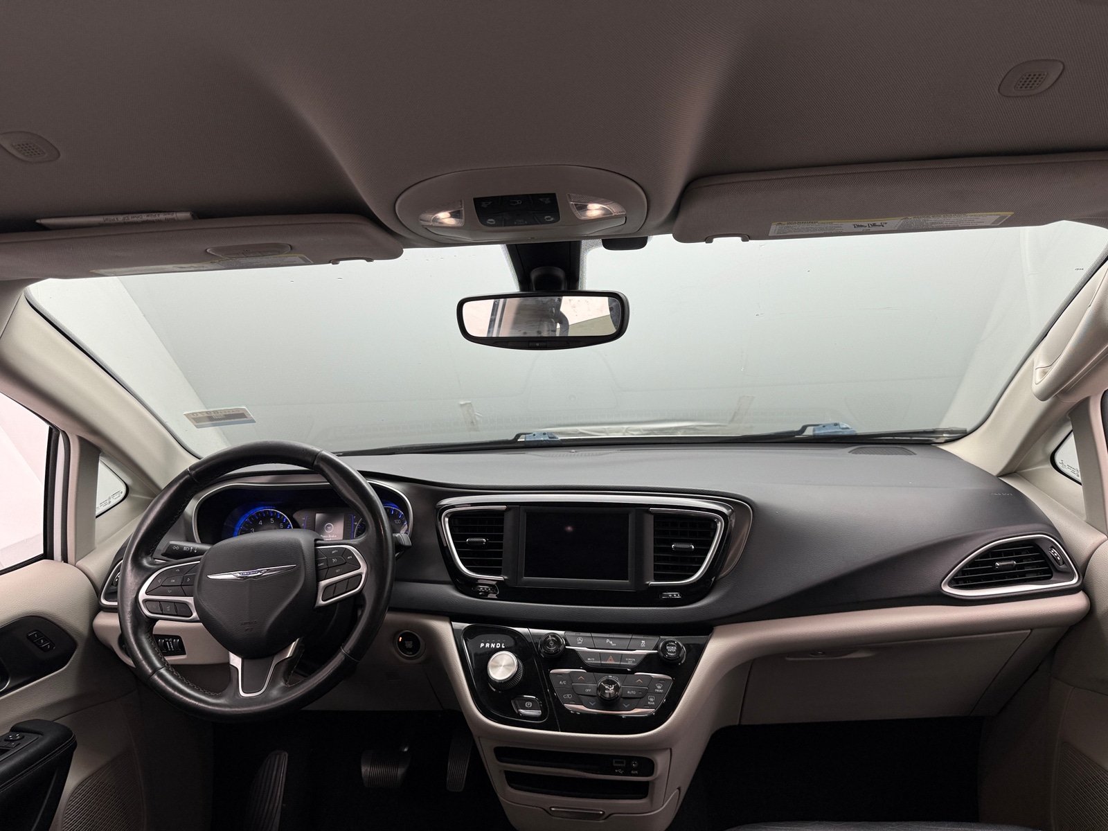 Thumbnail: 2020 Chrysler Pacifica - 3