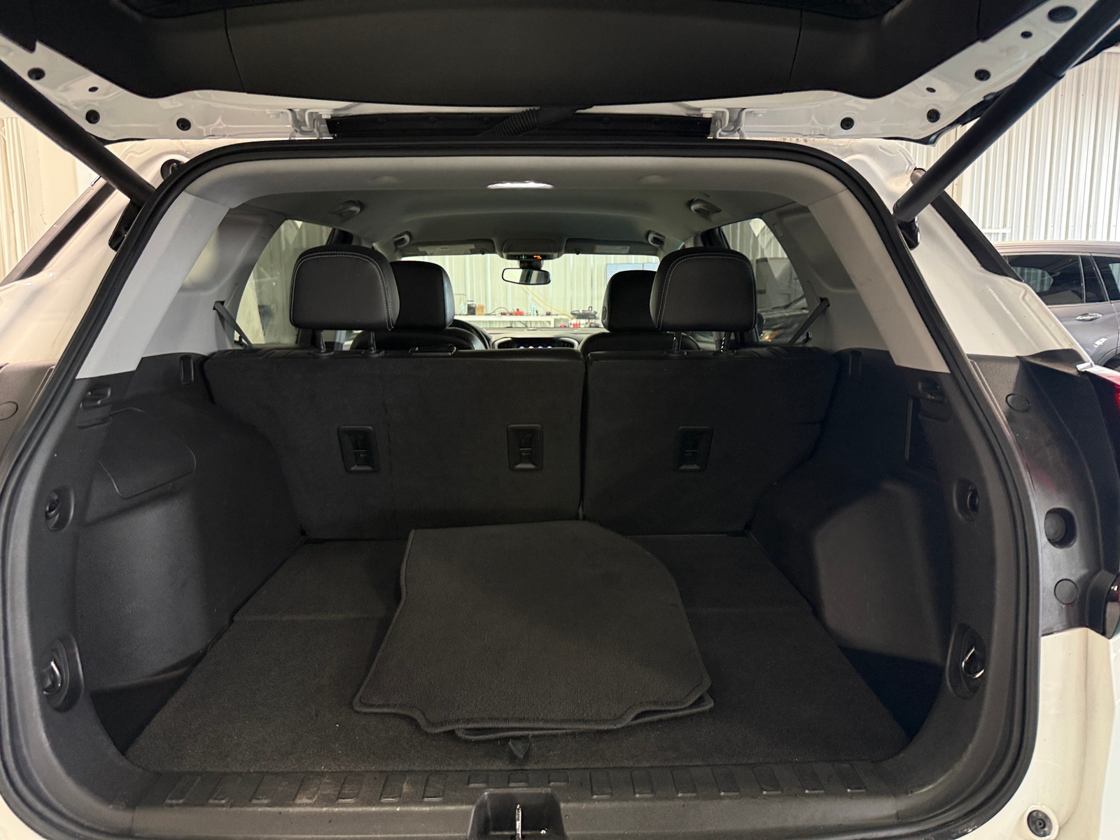 Thumbnail: 2023 GMC Terrain - 6