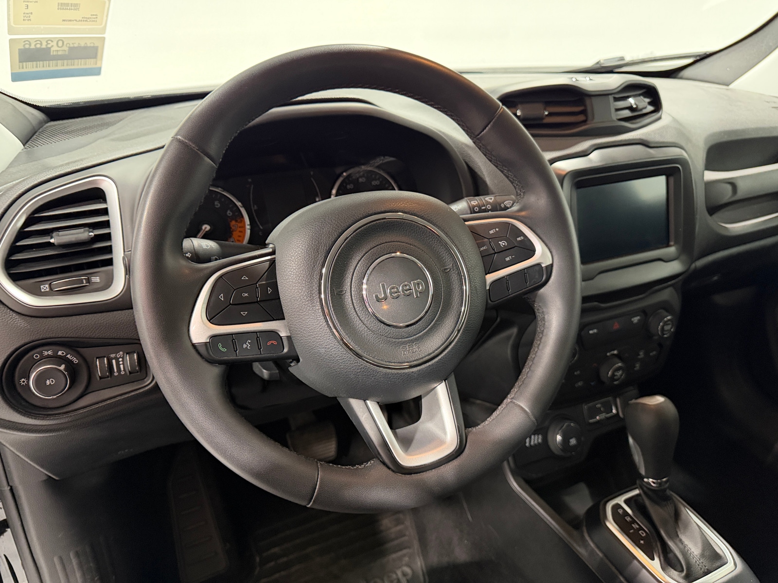 Thumbnail: 2018 Jeep Renegade - 5