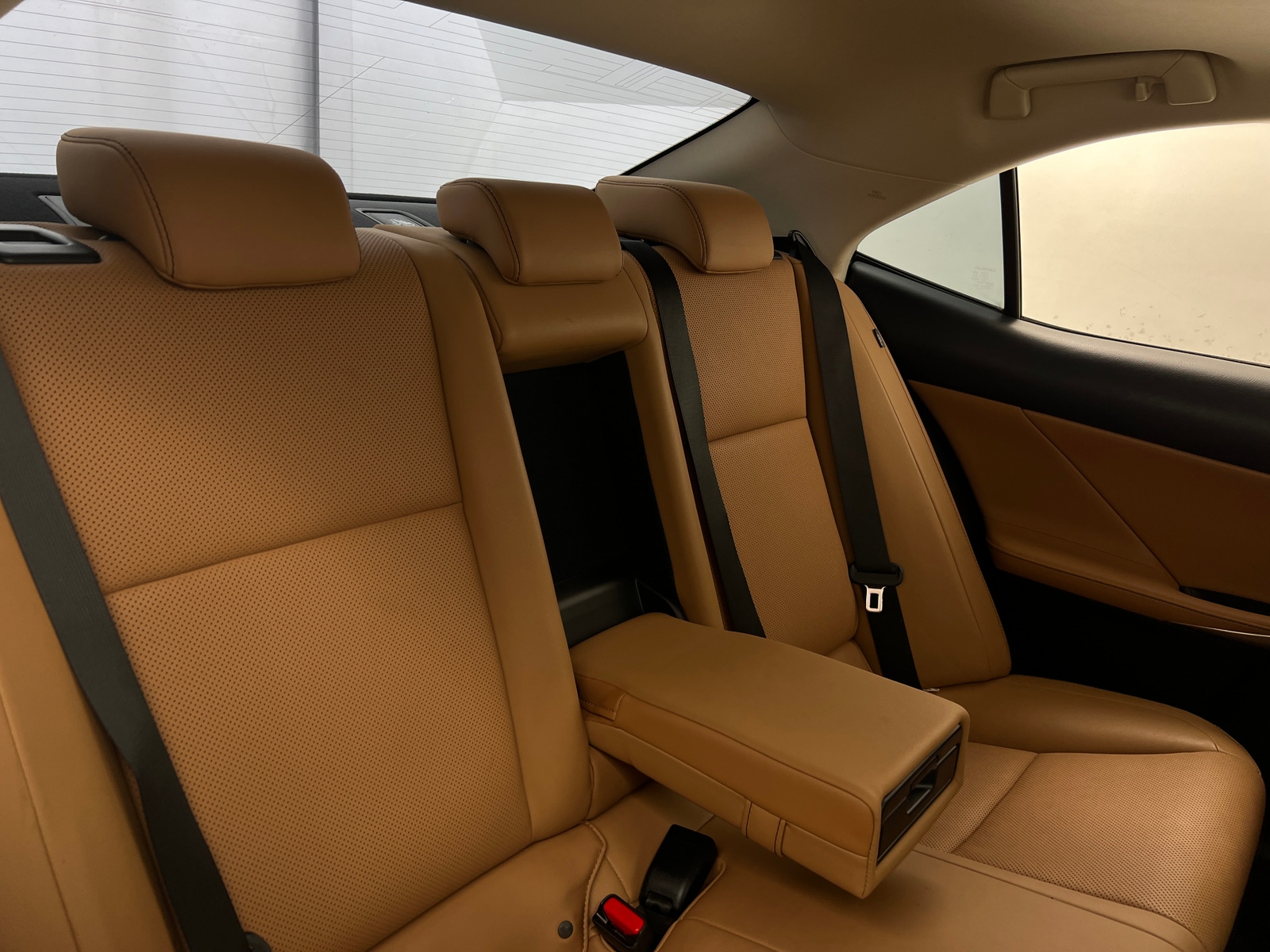 Thumbnail: 2019 Lexus IS - 5