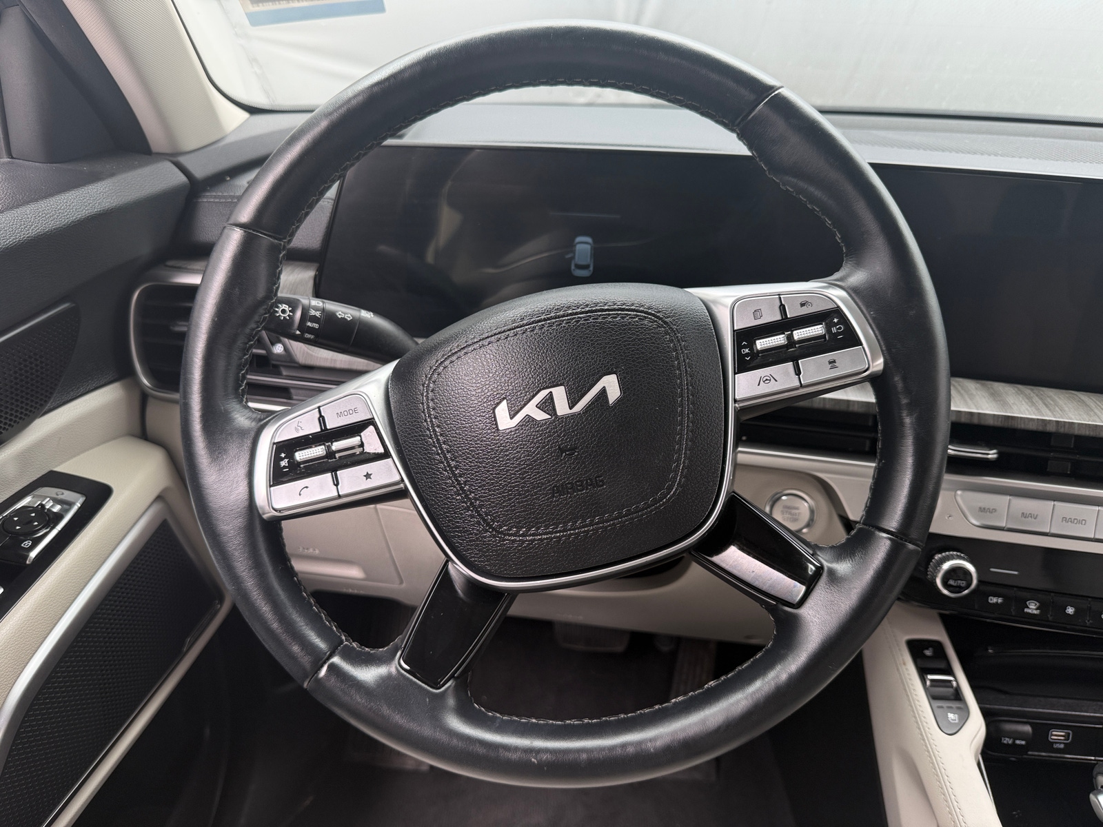Thumbnail: 2024 Kia Telluride - 4