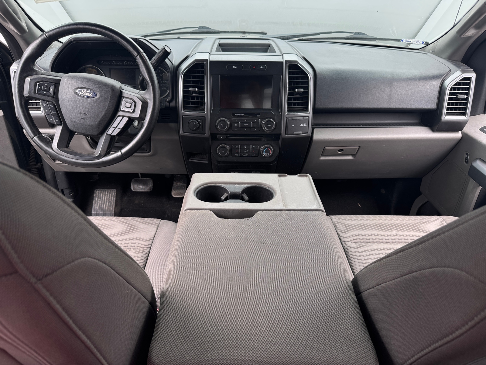 Thumbnail: 2018 Ford Econoline - 3