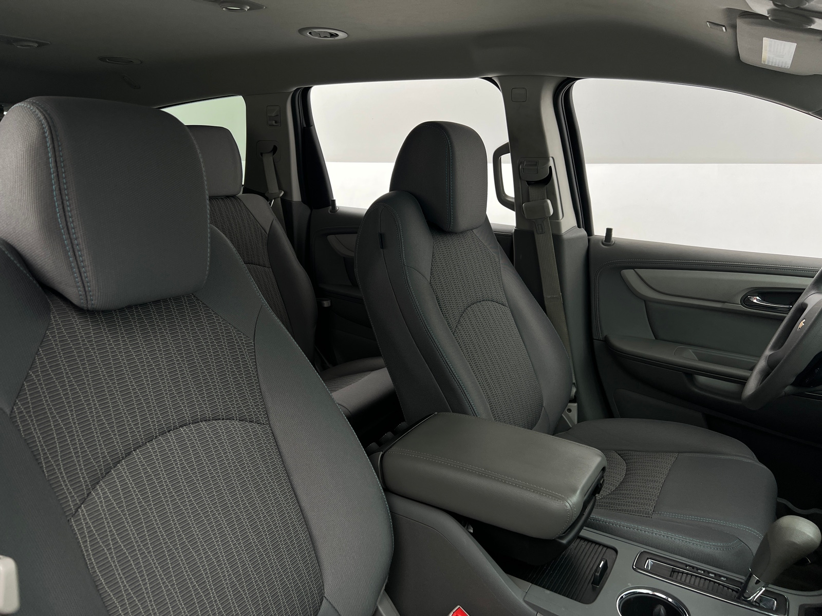 Thumbnail: 2017 Chevrolet Traverse - 2
