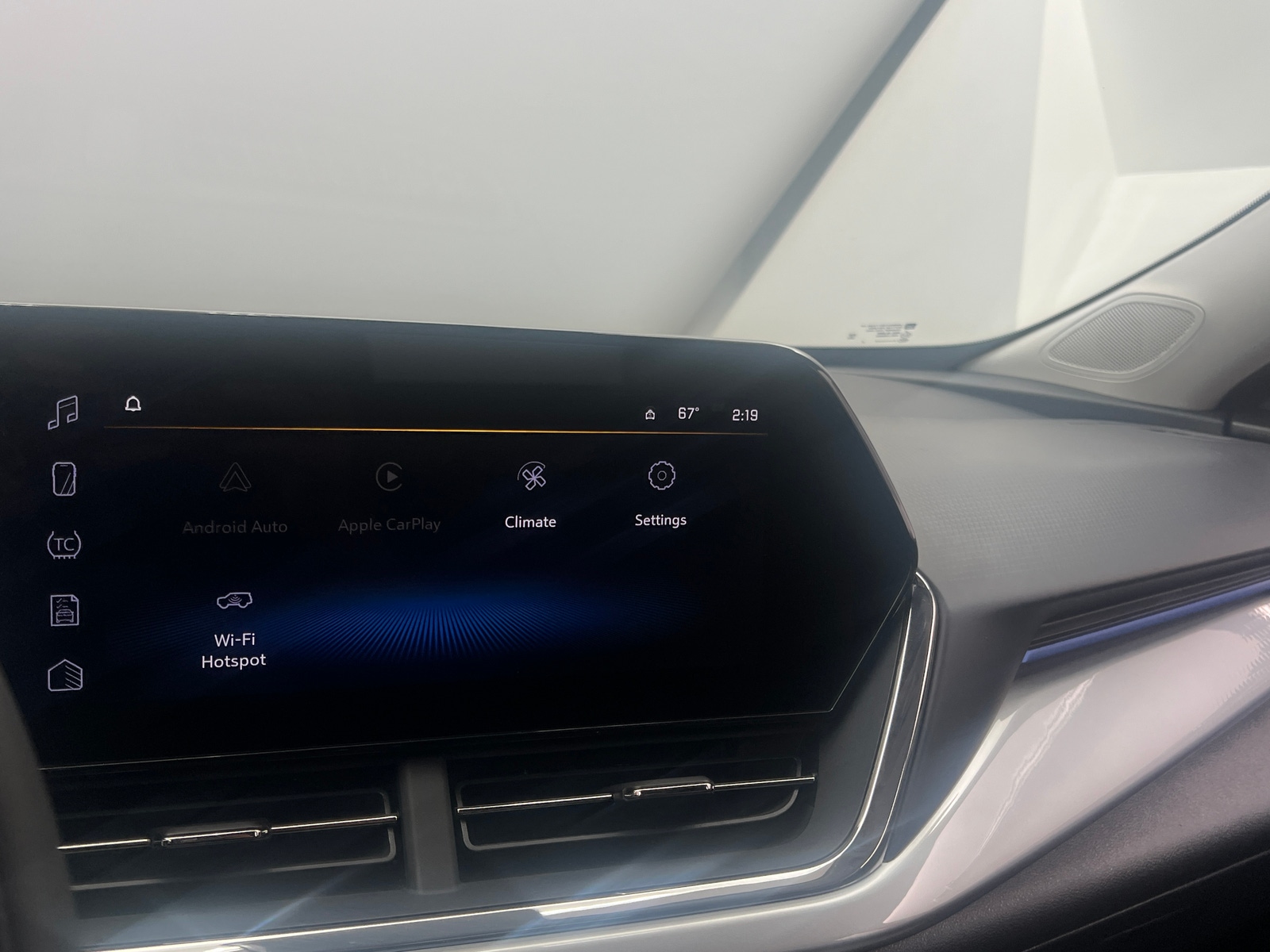 Thumbnail: 2025 Chevrolet Trax - 4