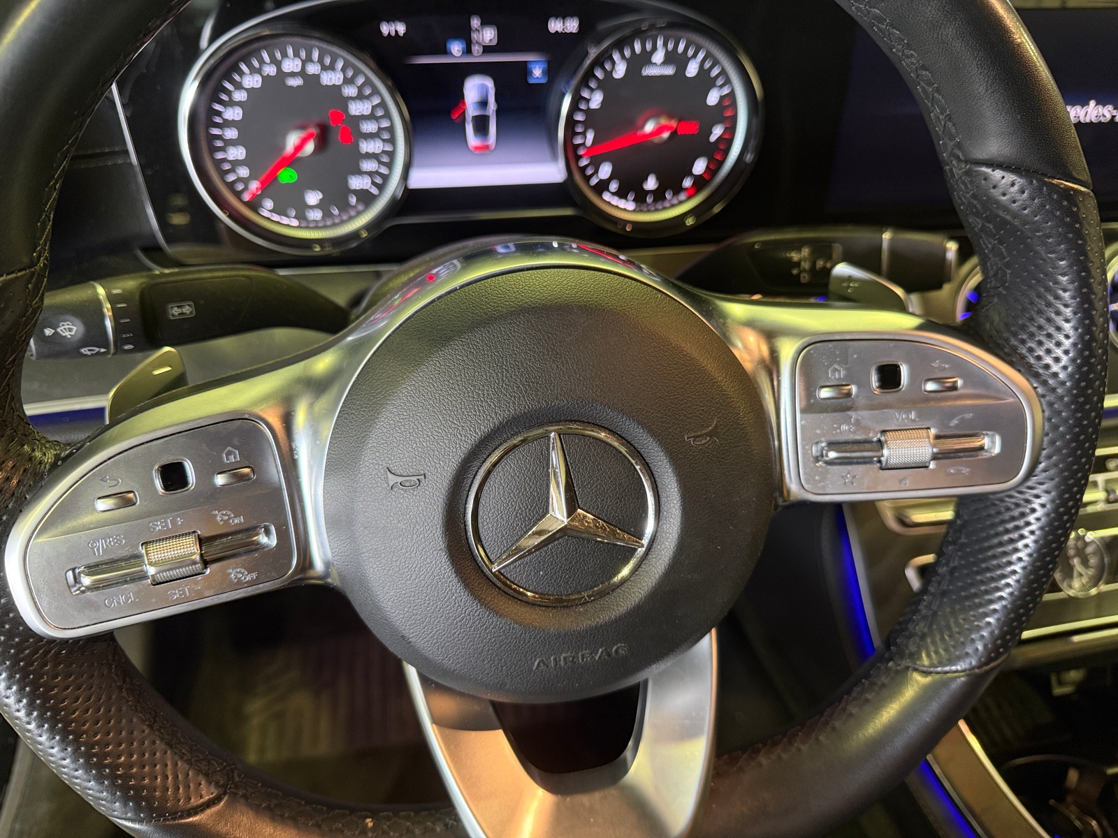 Thumbnail: 2019 Mercedes-Benz E-Class - 4