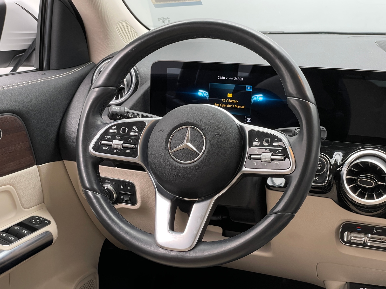 Thumbnail: 2022 Mercedes-Benz GLA - 4