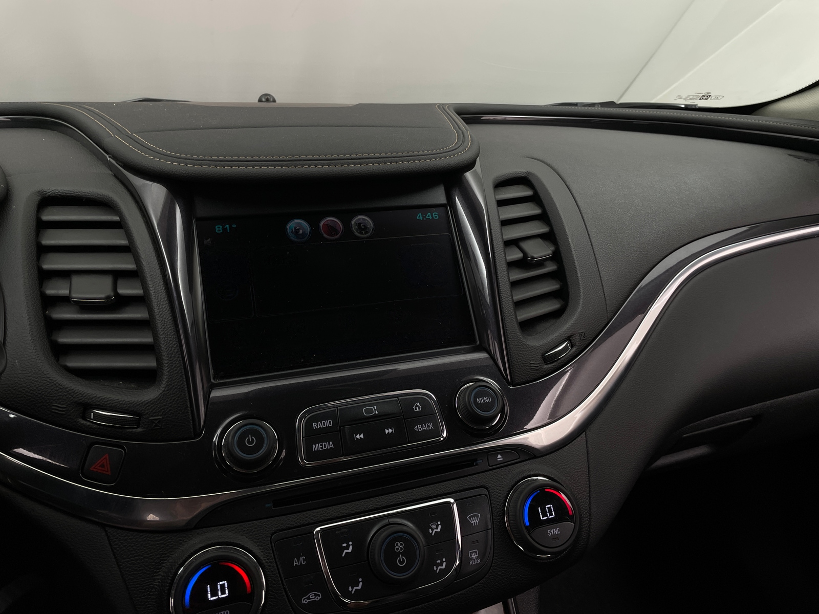 Thumbnail: 2015 Chevrolet Impala - 3