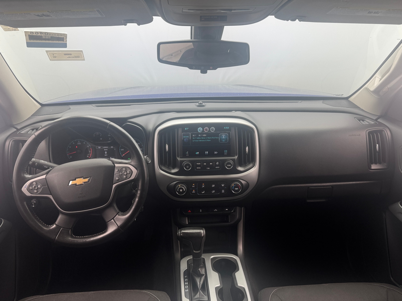 Thumbnail: 2015 Chevrolet Colorado - 3