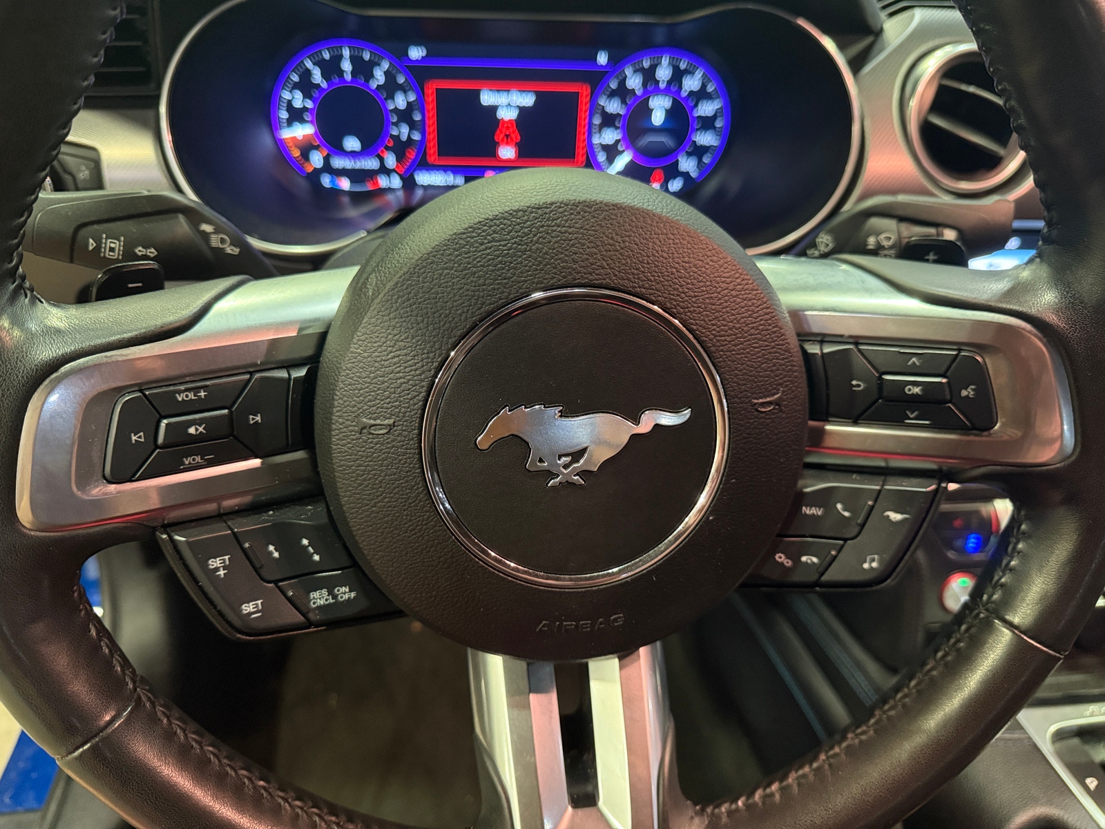 Thumbnail: 2018 Ford Mustang - 4