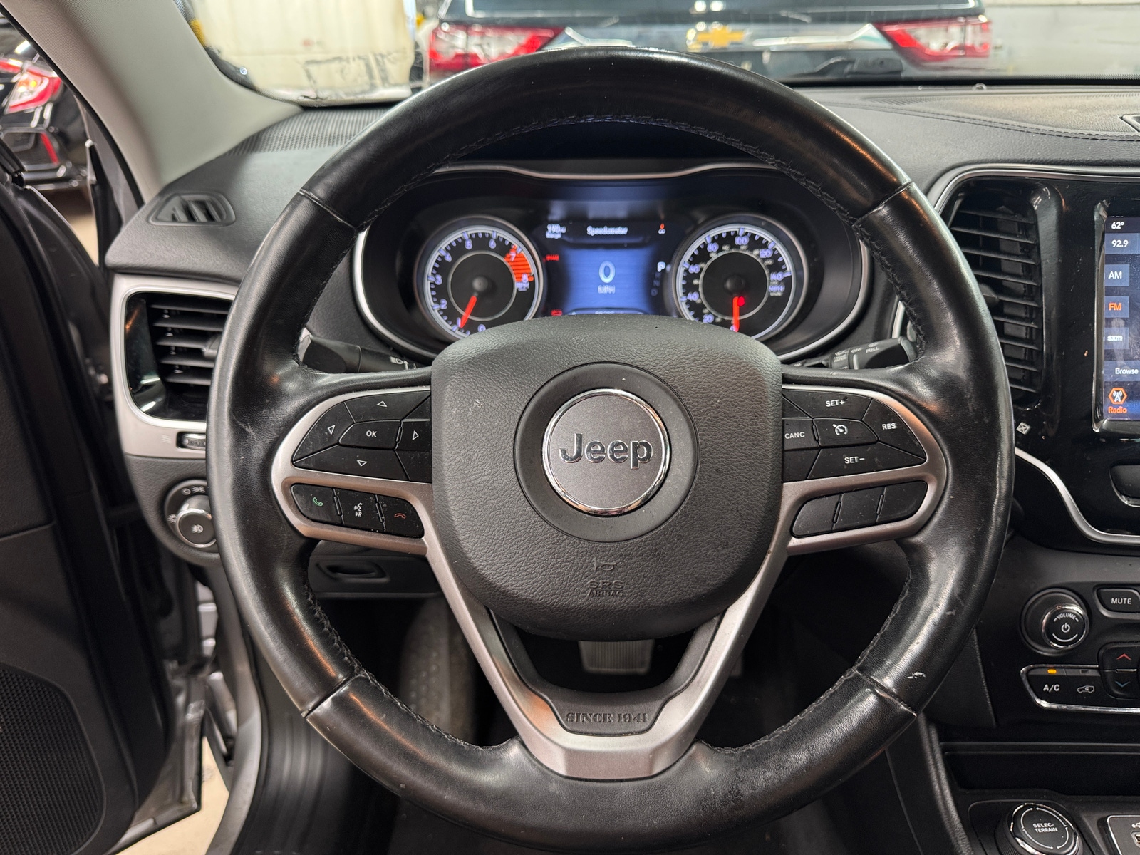 Thumbnail: 2020 Jeep Cherokee - 4