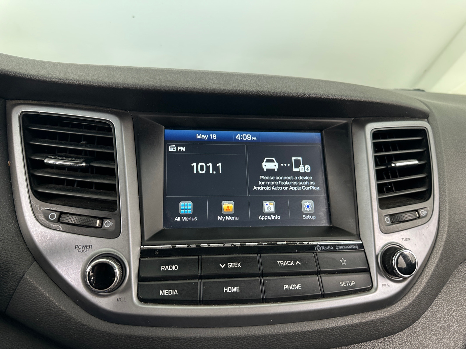 Thumbnail: 2018 Hyundai Tucson - 4