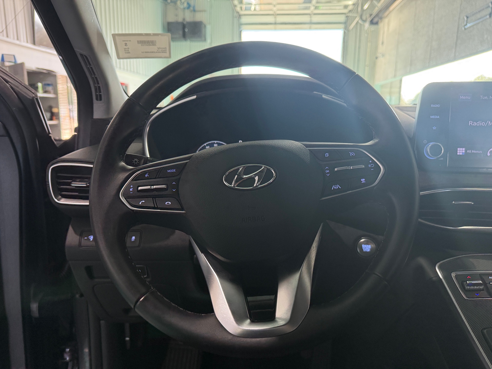 Thumbnail: 2022 Hyundai Santa Fe - 5