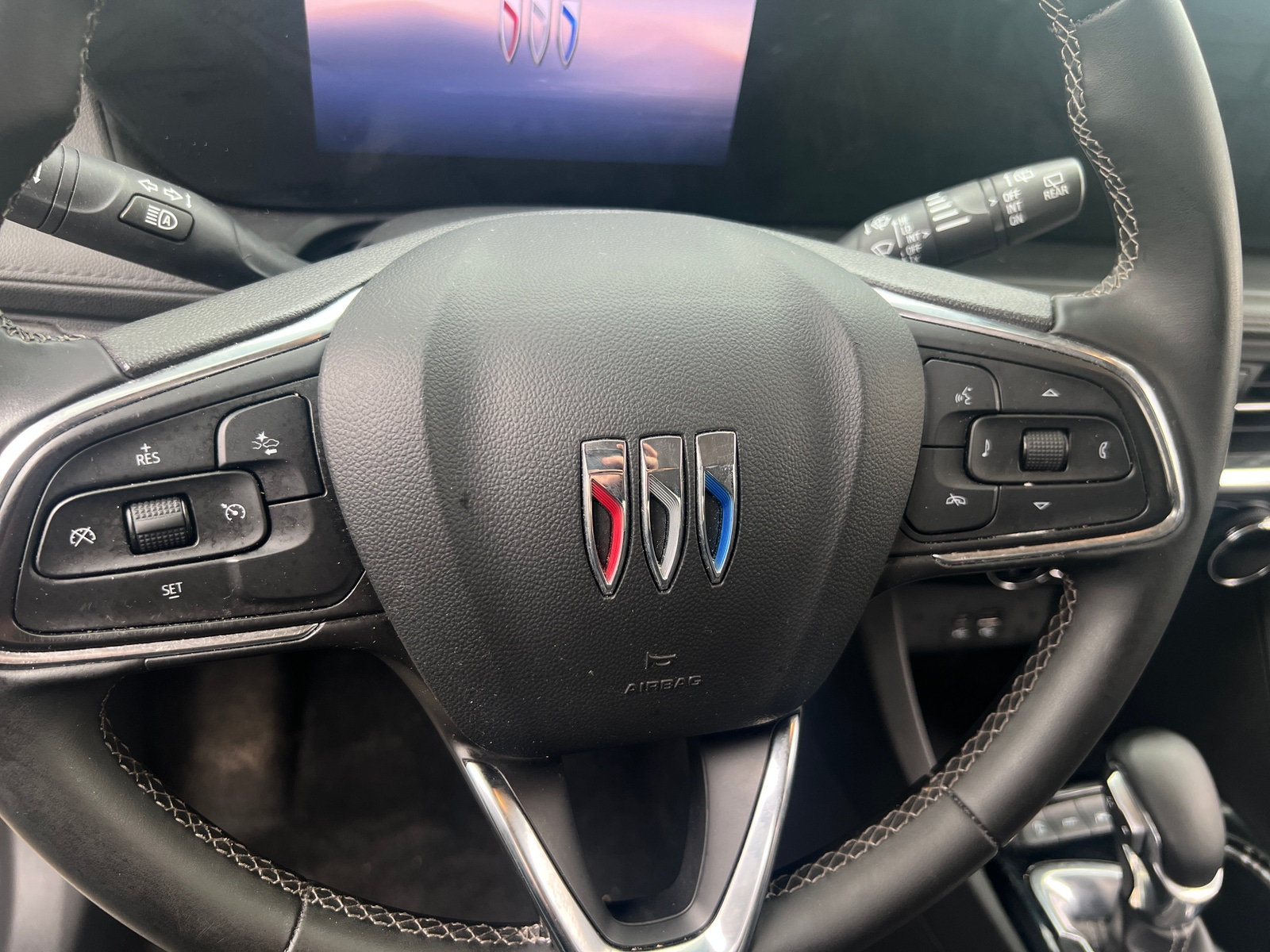 Thumbnail: 2025 Buick Encore GX - 4