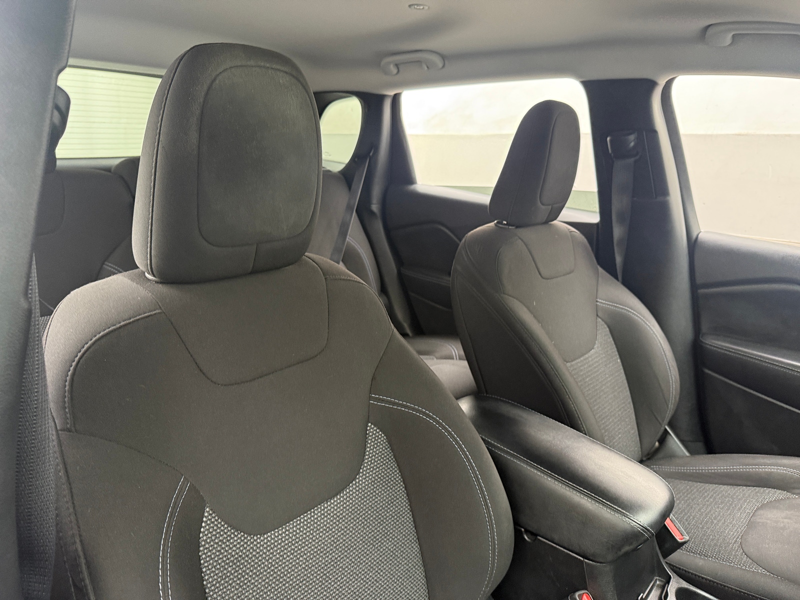 Thumbnail: 2019 Jeep Cherokee - 2