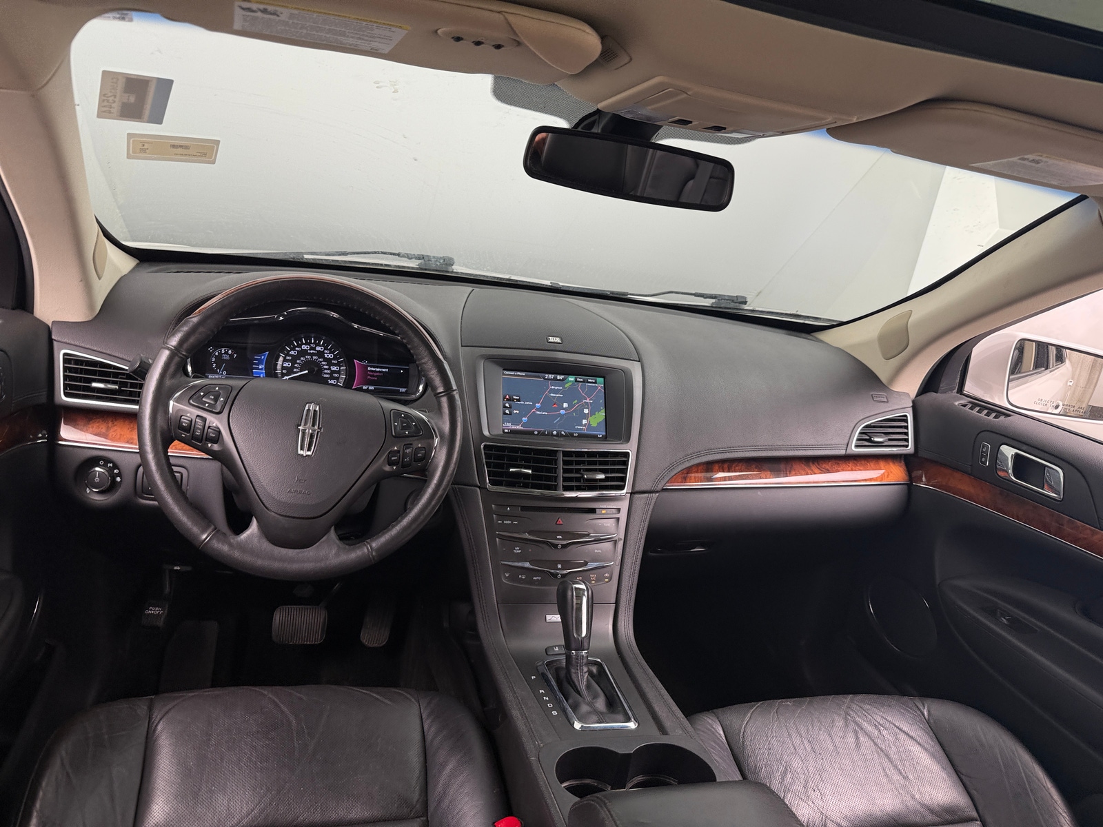 Thumbnail: 2015 Lincoln MKT - 2