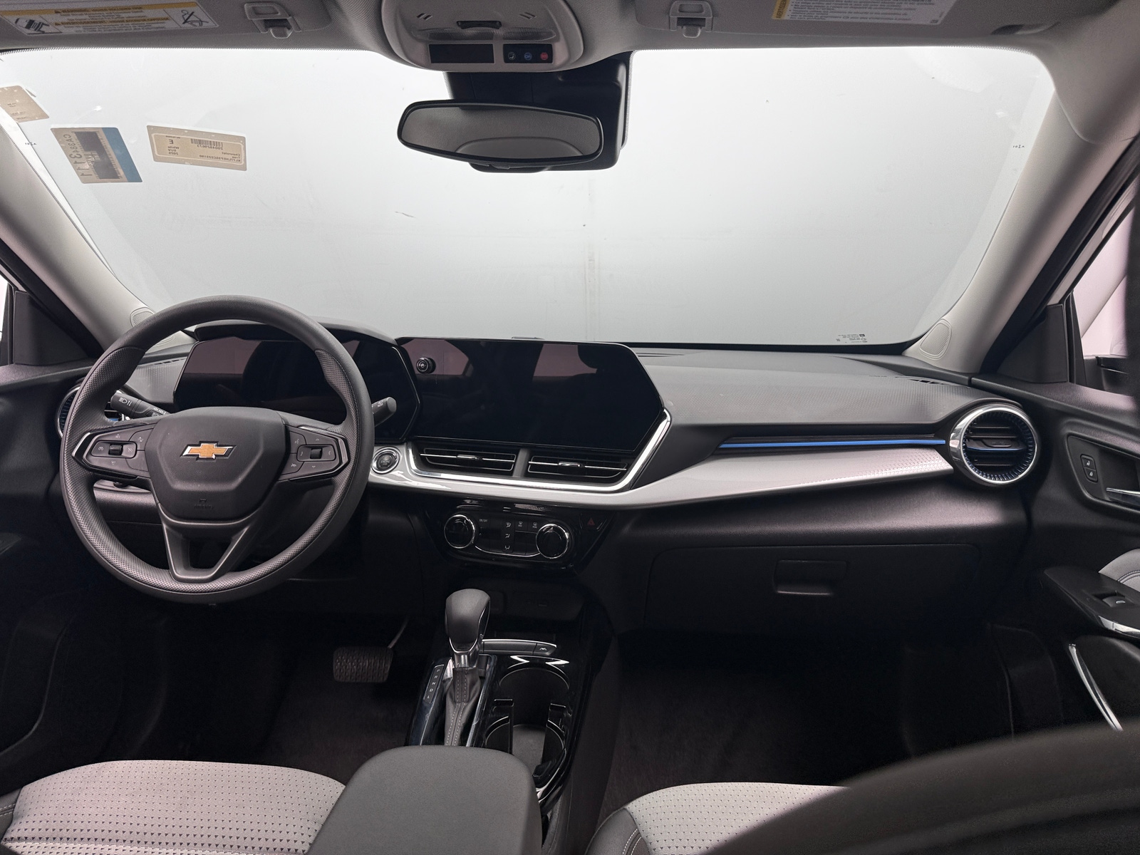 Thumbnail: 2025 Chevrolet Trax - 3