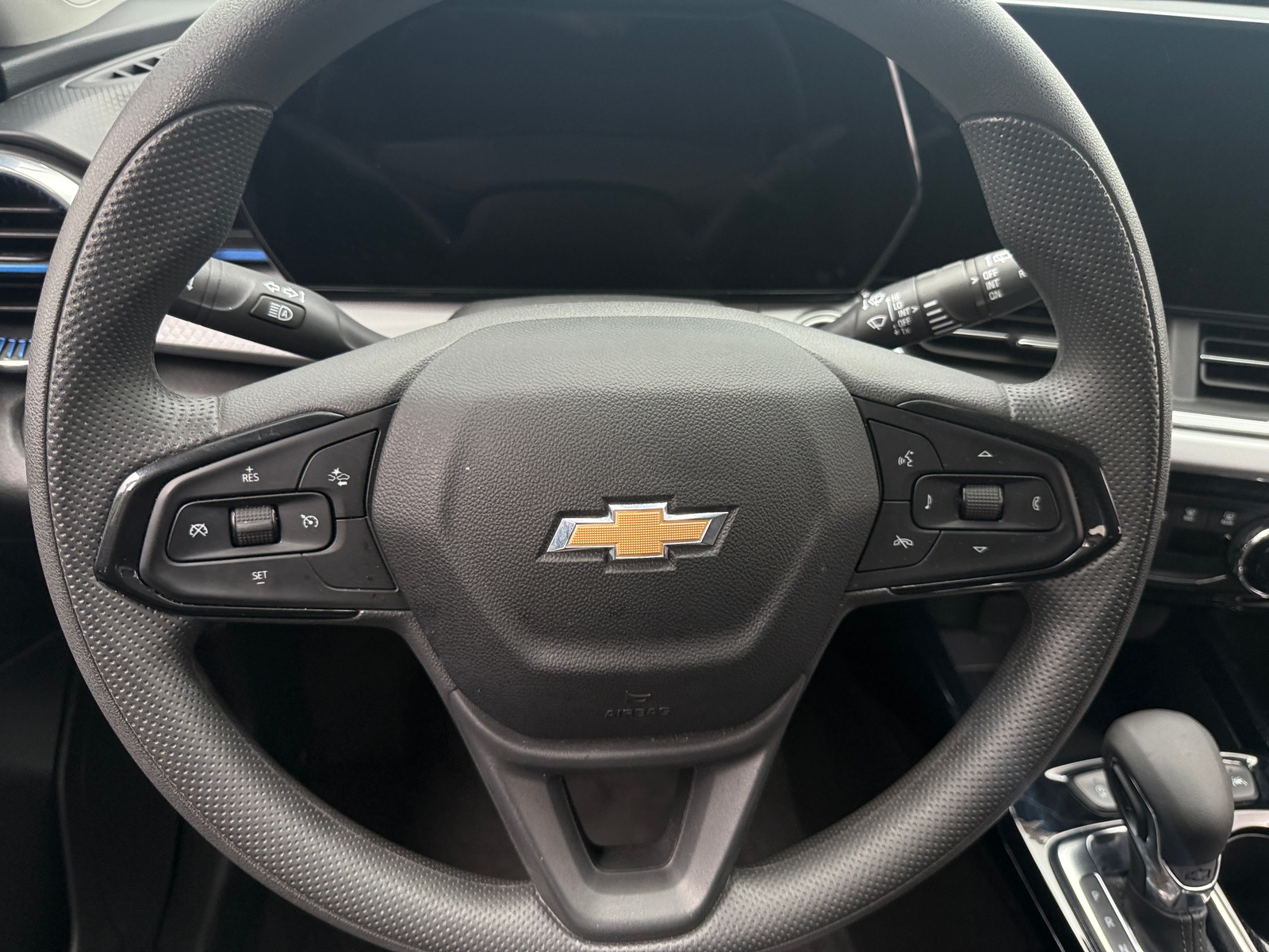 Thumbnail: 2025 Chevrolet Trax - 5
