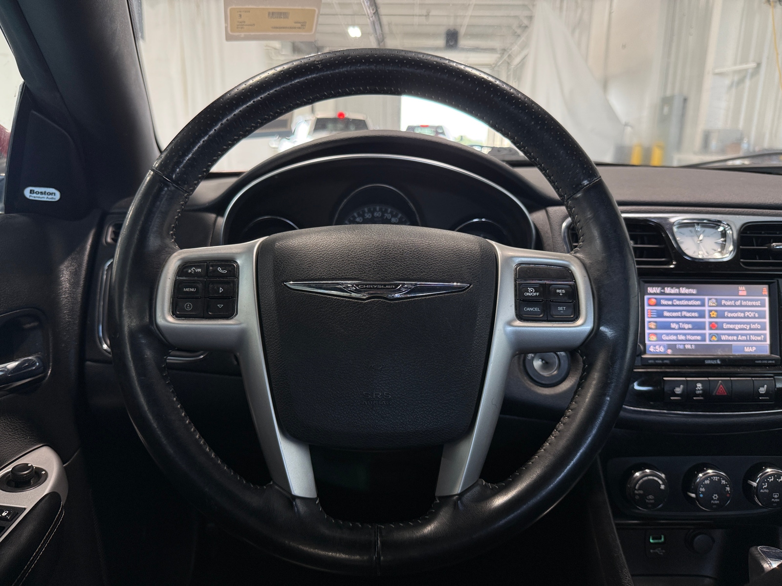Thumbnail: 2013 Chrysler 200 - 4