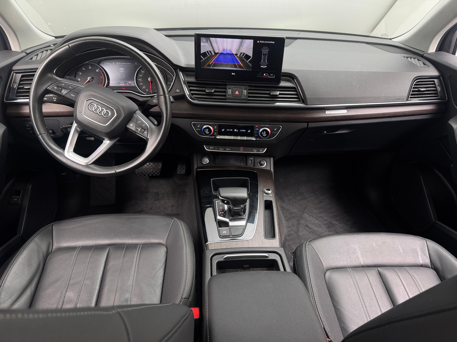 Thumbnail: 2022 Audi Q5 - 2