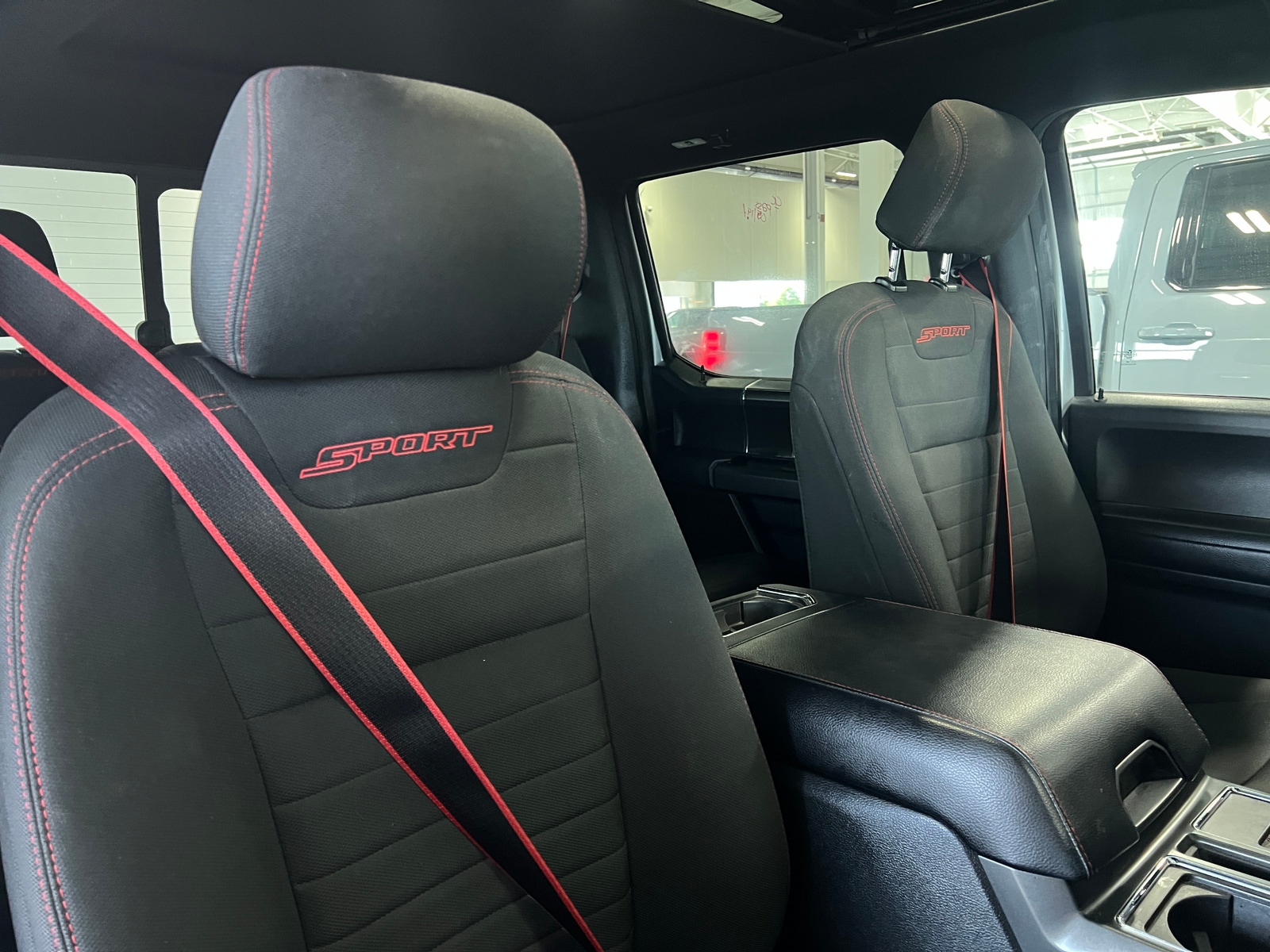 Thumbnail: 2019 Ford Econoline - 2