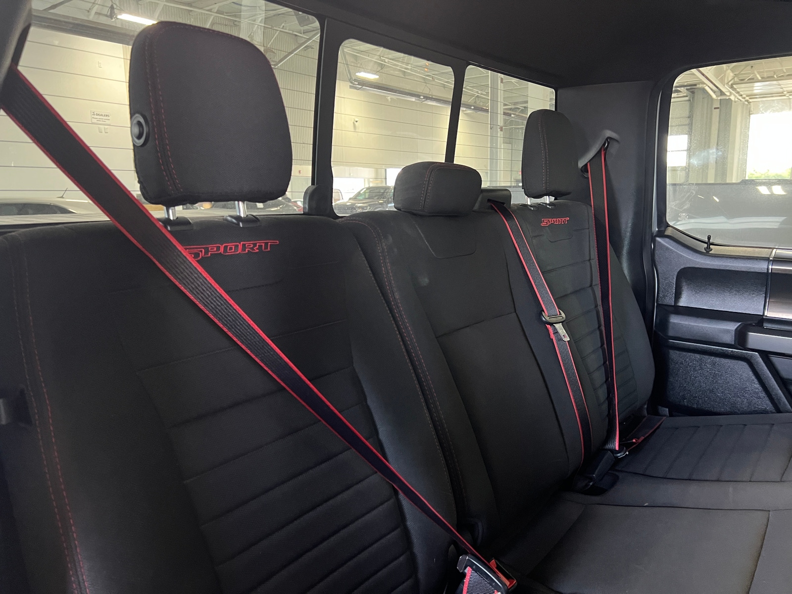Thumbnail: 2019 Ford Econoline - 6
