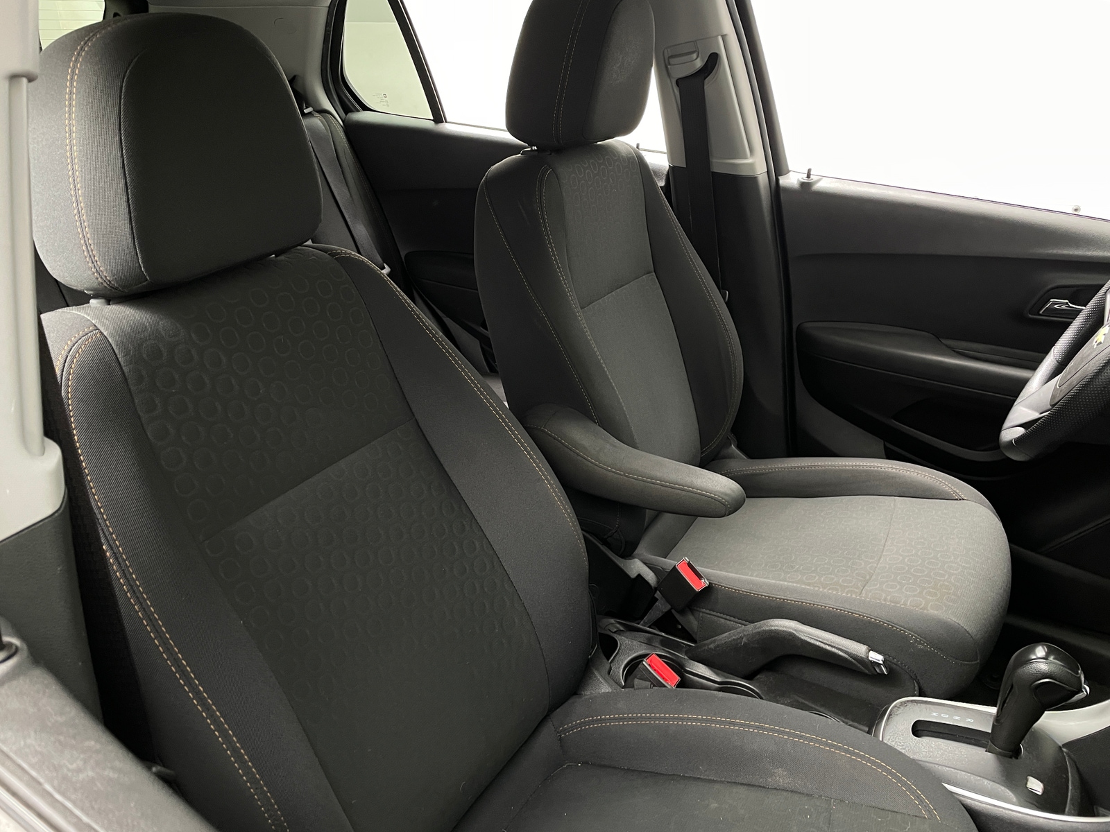 Thumbnail: 2019 Chevrolet Trax - 2