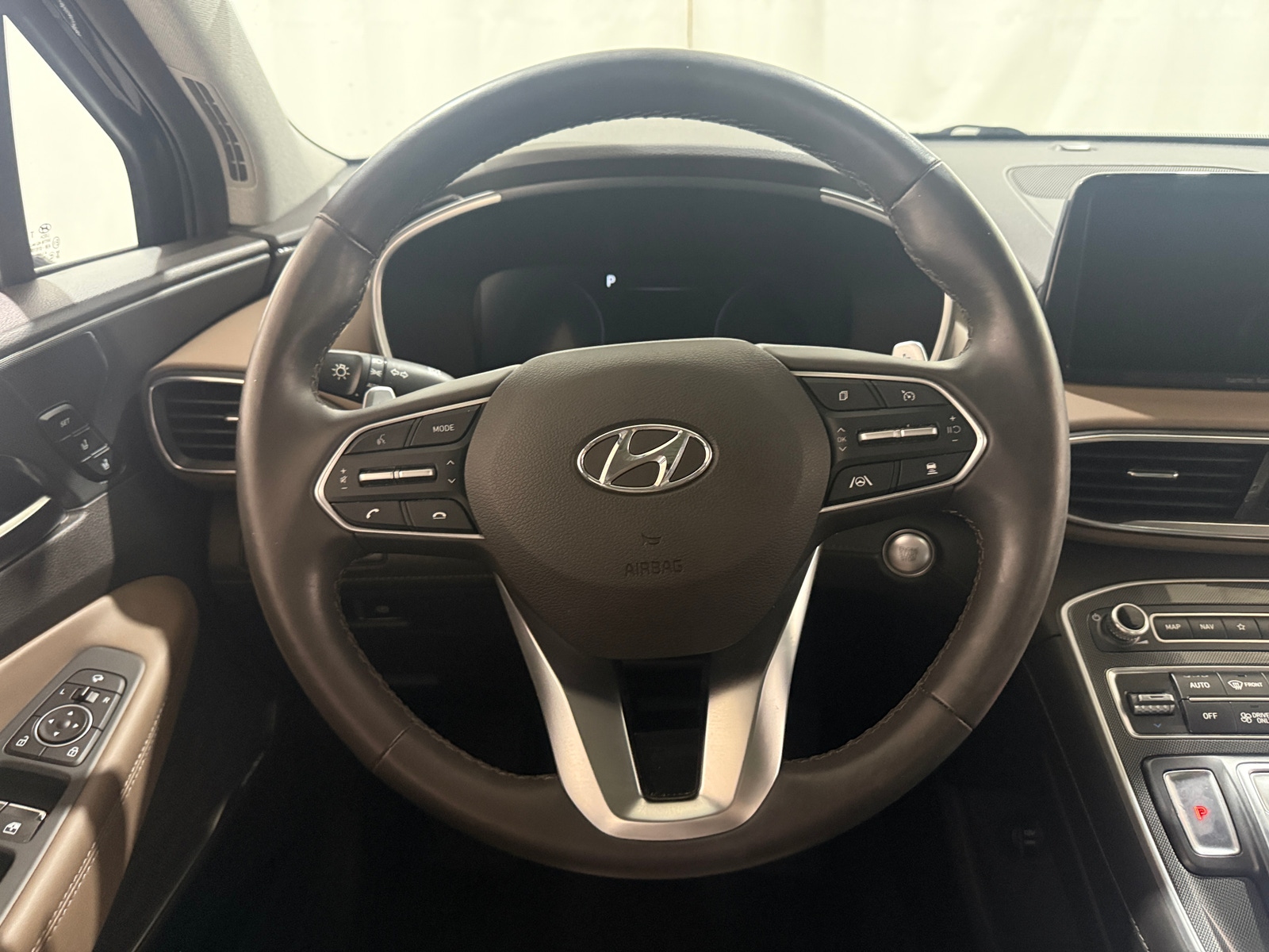 Thumbnail: 2022 Hyundai Santa Fe - 4