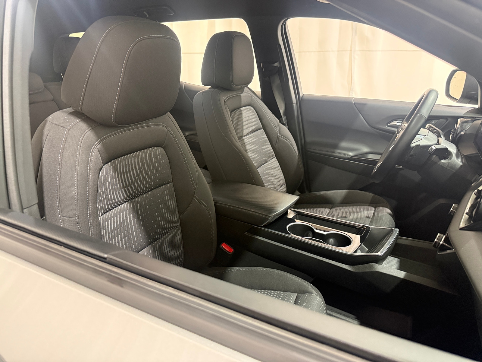 Thumbnail: 2025 Chevrolet Equinox - 2