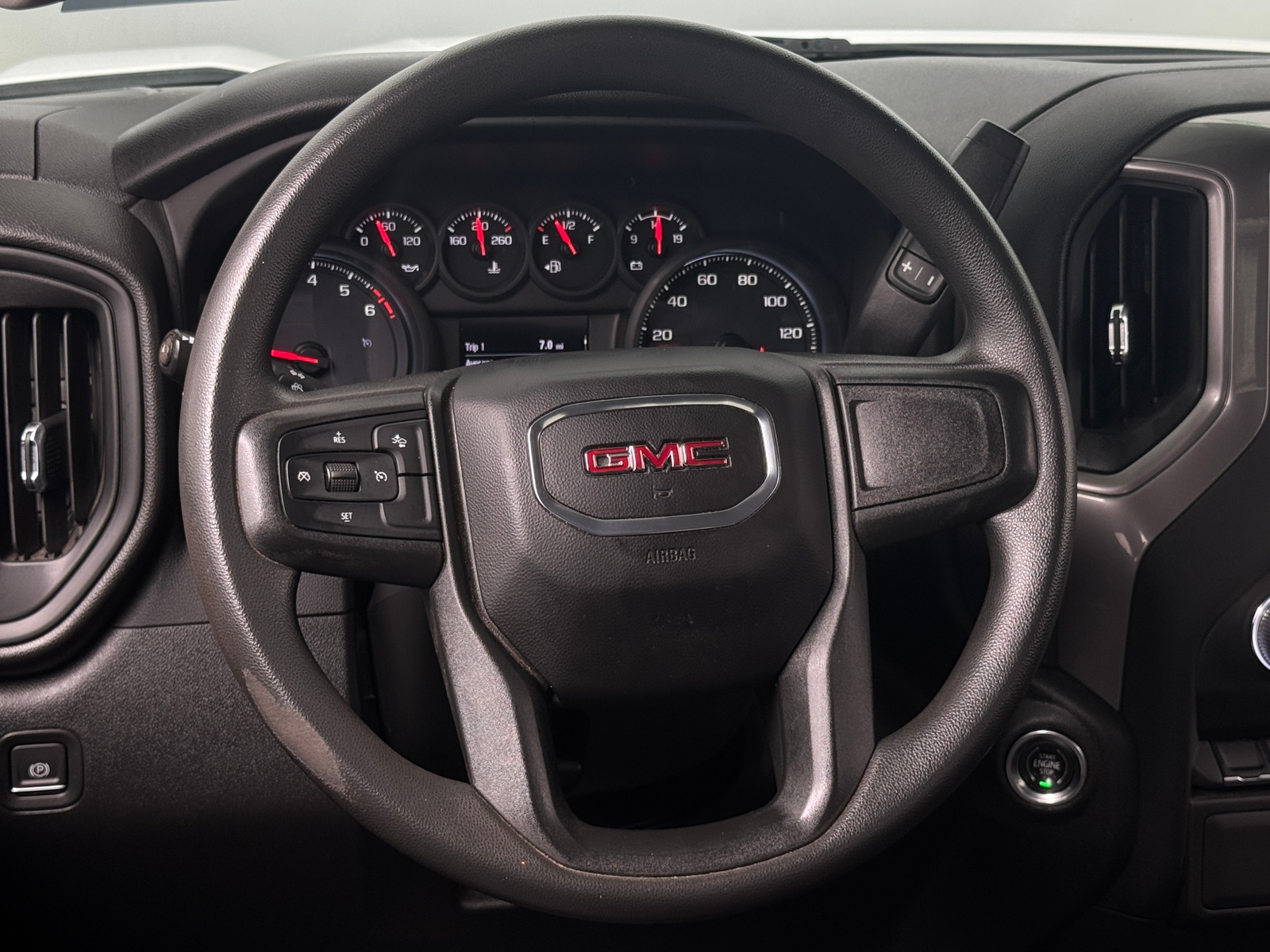 Thumbnail: 2023 GMC Sierra 1500 - 4