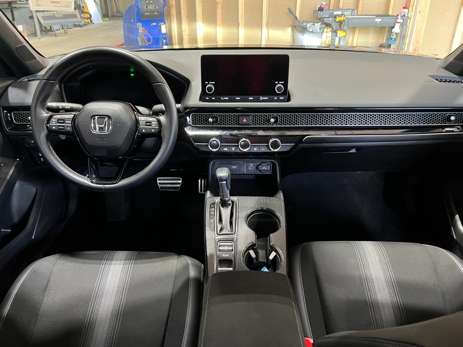 Thumbnail: 2024 Honda Civic - 3
