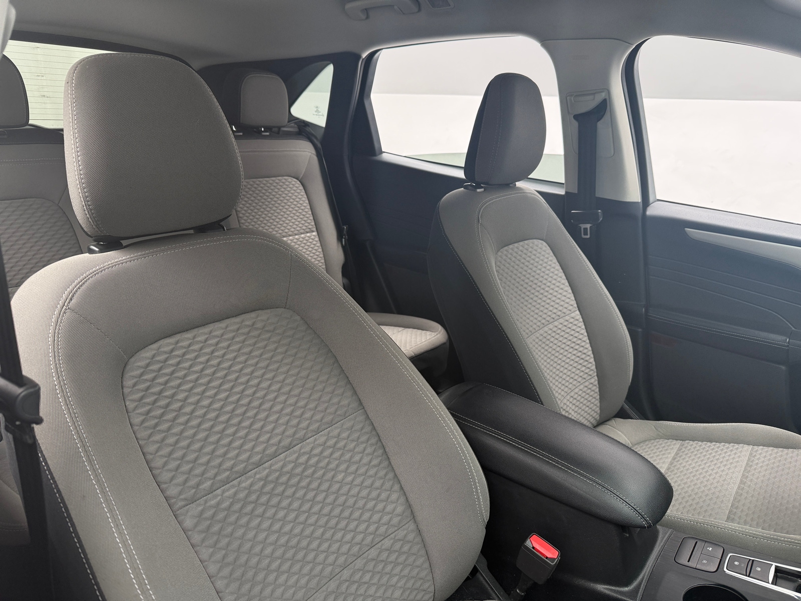 Thumbnail: 2022 Ford Escape - 2