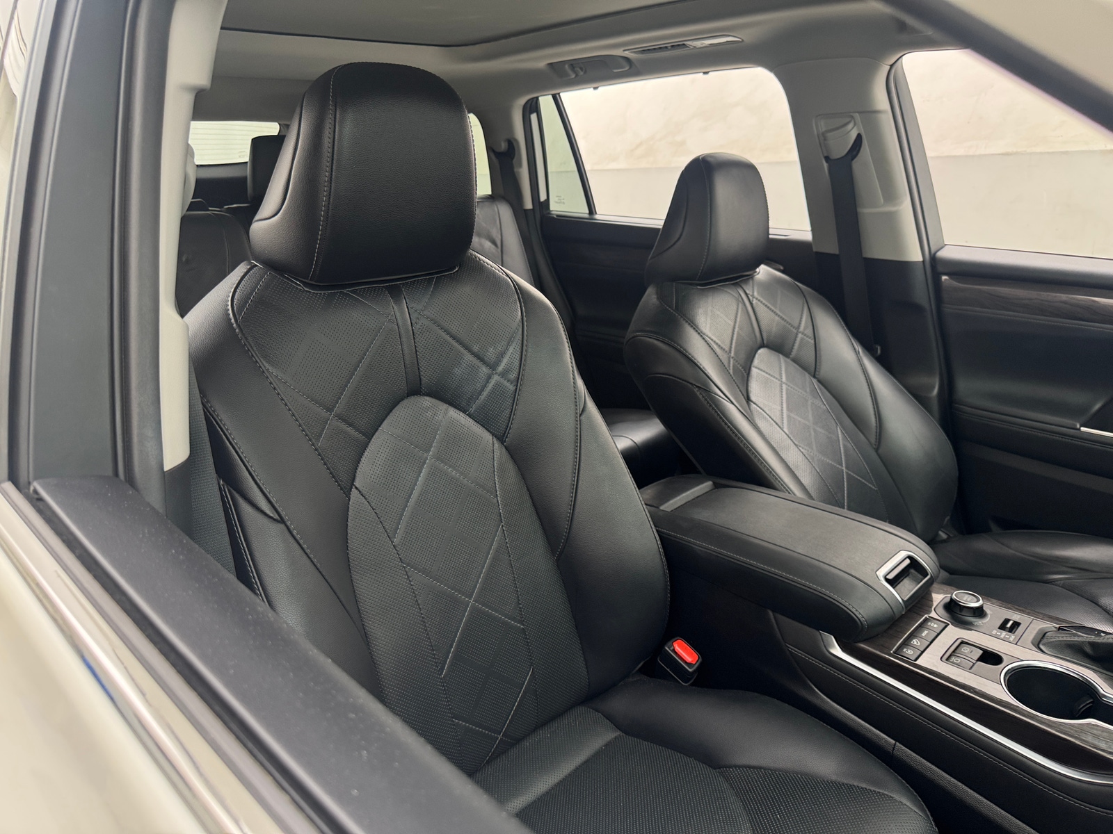 Thumbnail: 2021 Toyota Highlander - 2