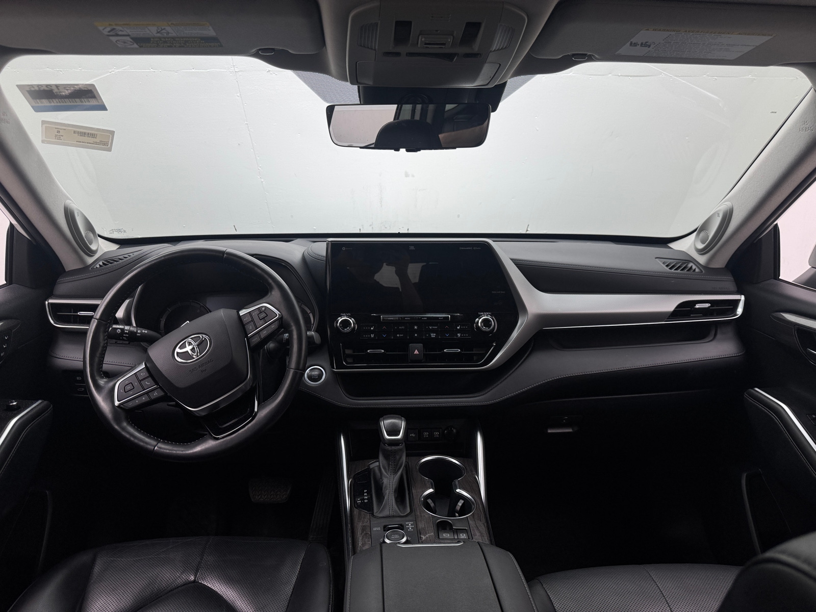 Thumbnail: 2021 Toyota Highlander - 3