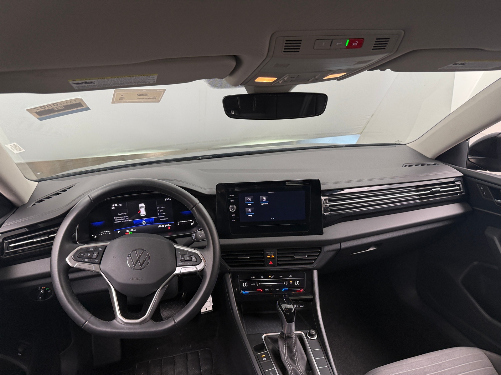 Thumbnail: 2025 Volkswagen Jetta - 3