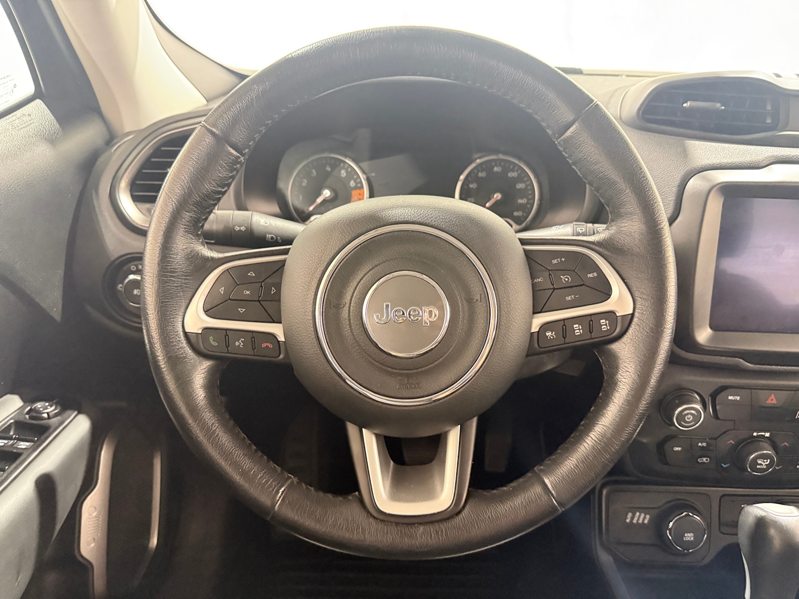 Thumbnail: 2023 Jeep Renegade - 4