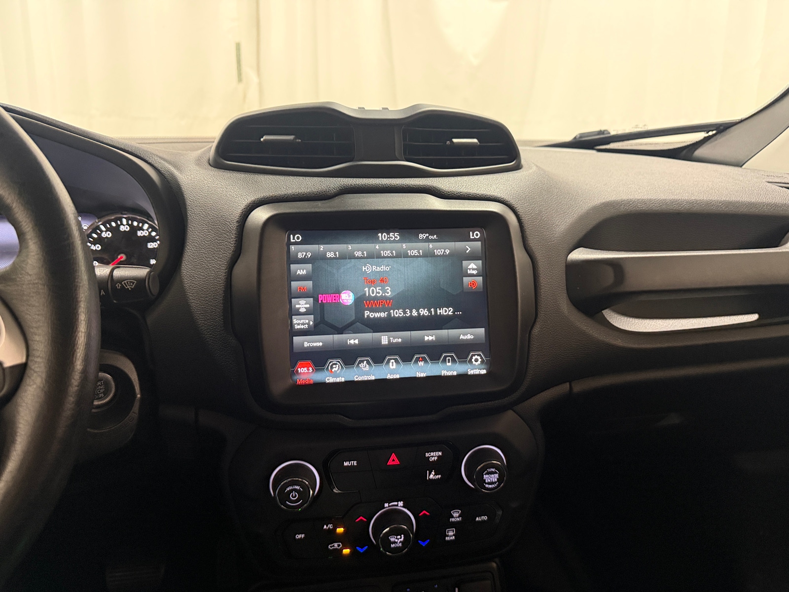 Thumbnail: 2023 Jeep Renegade - 3