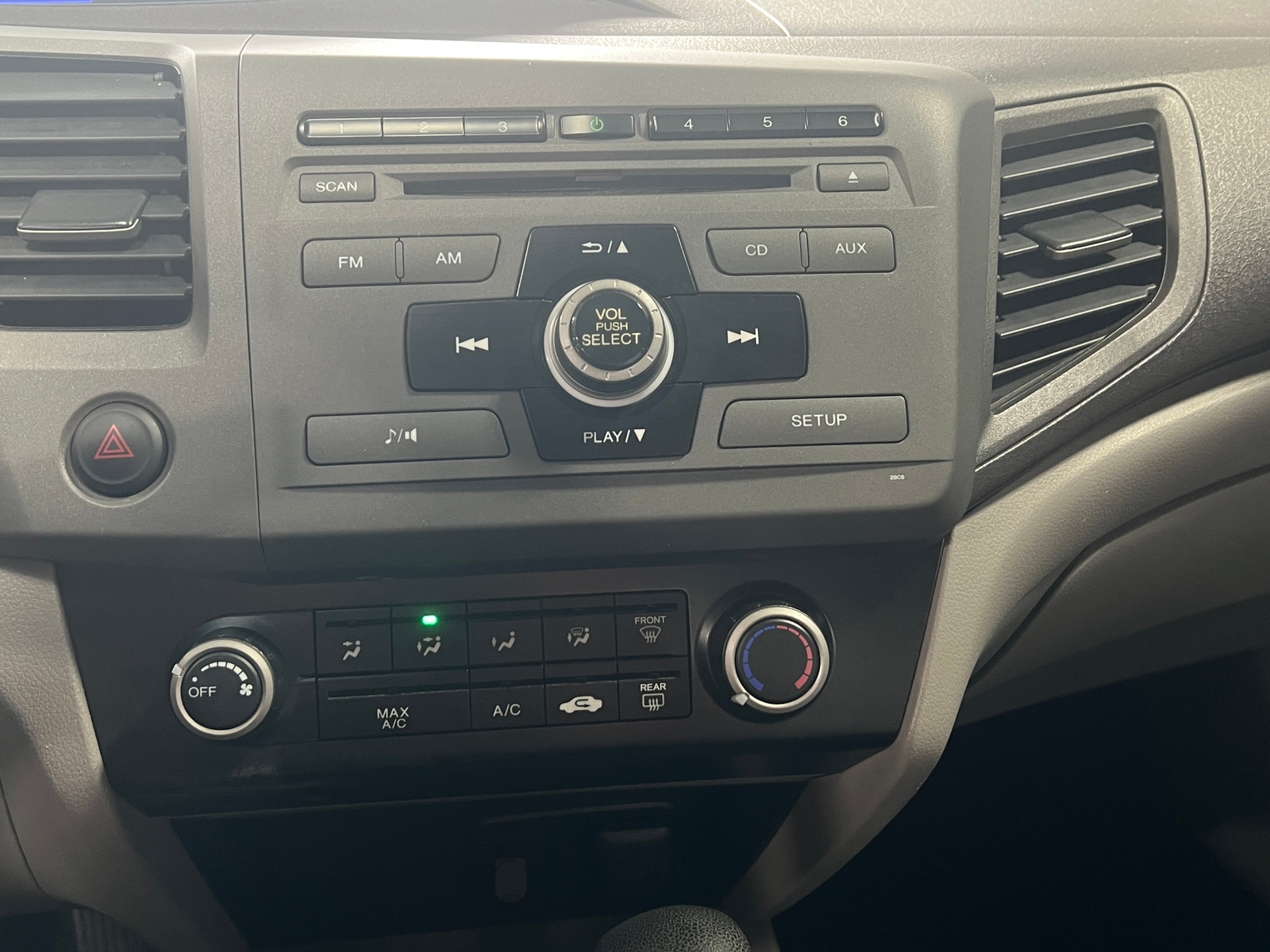 Thumbnail: 2012 Honda Civic - 4