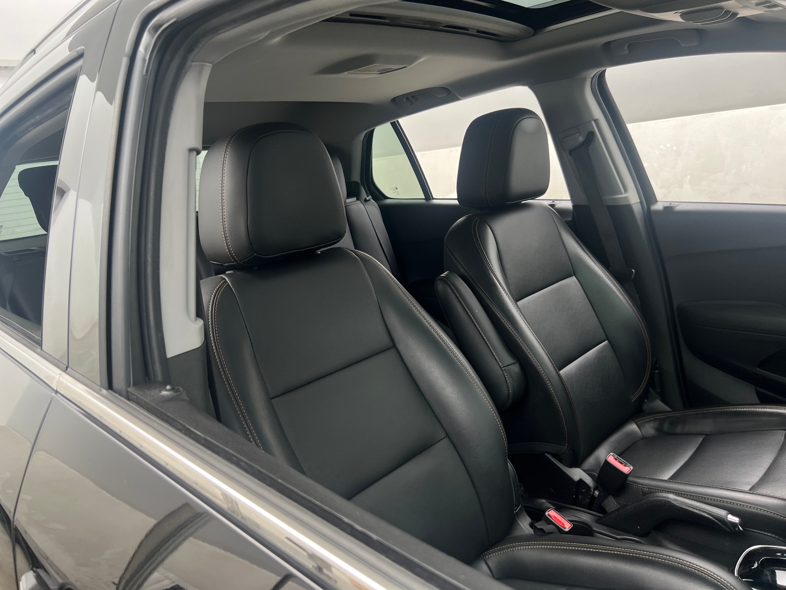 Thumbnail: 2020 Chevrolet Trax - 2