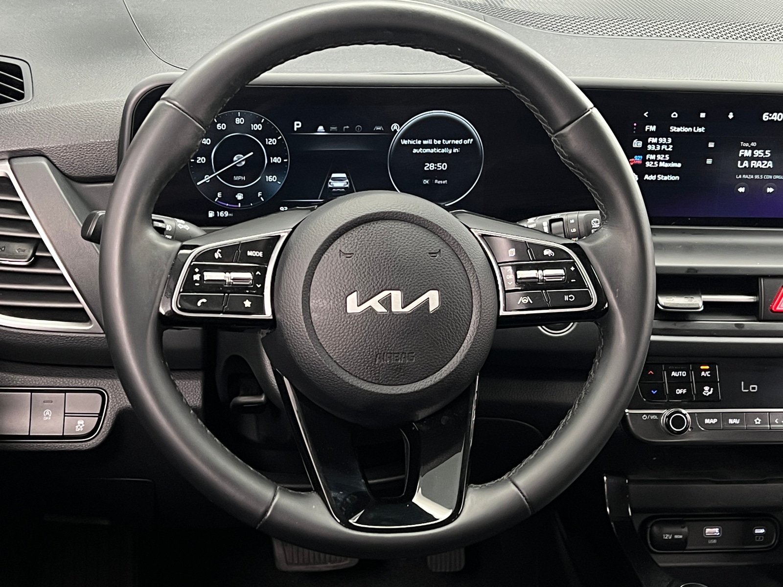 Thumbnail: 2024 Kia Seltos - 4